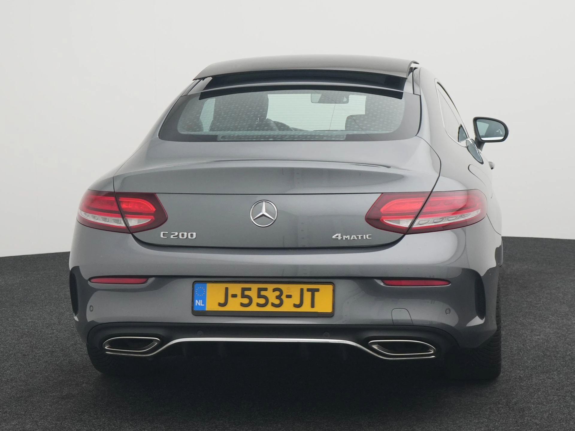 Mercedes-Benz-C-Klasse-image-4