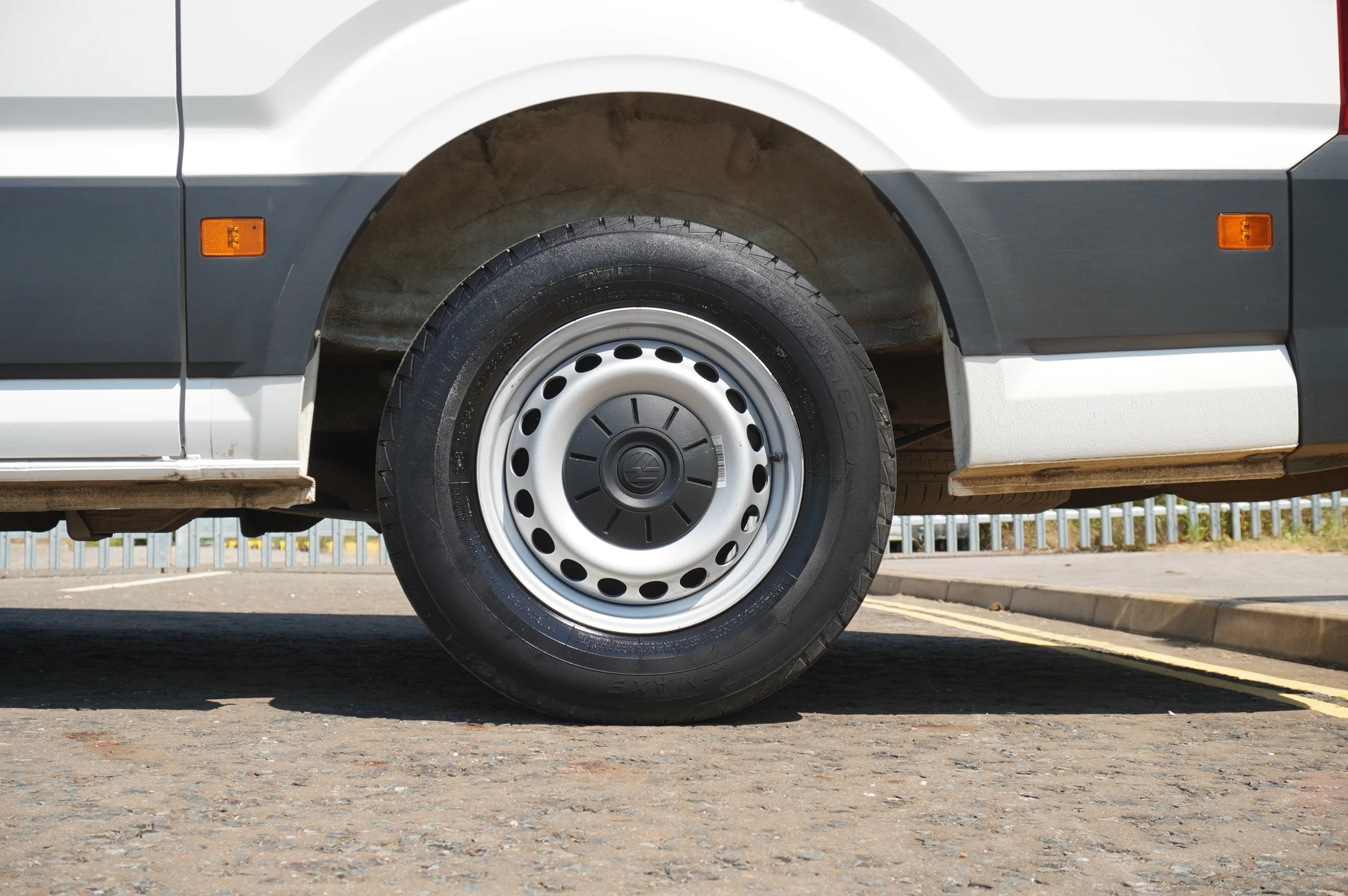 Volkswagen-Crafter-image-19