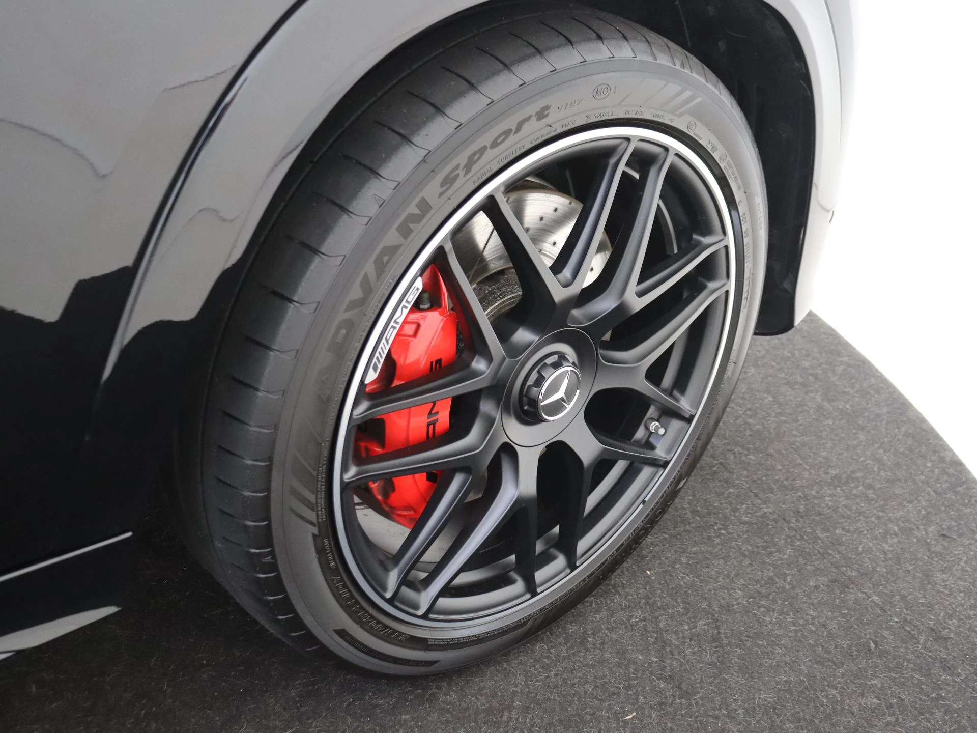 Mercedes-Benz-GLE-image-11