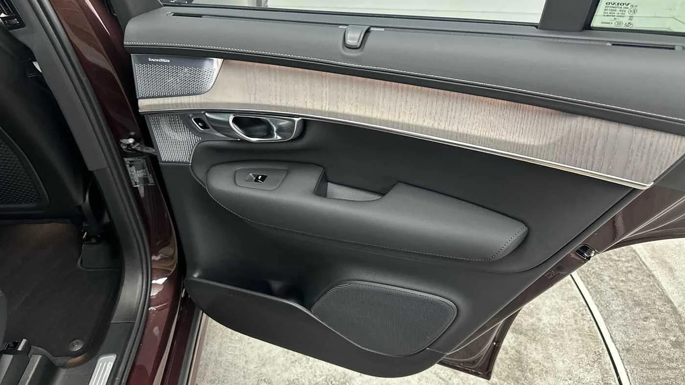 Volvo-XC90-image-22