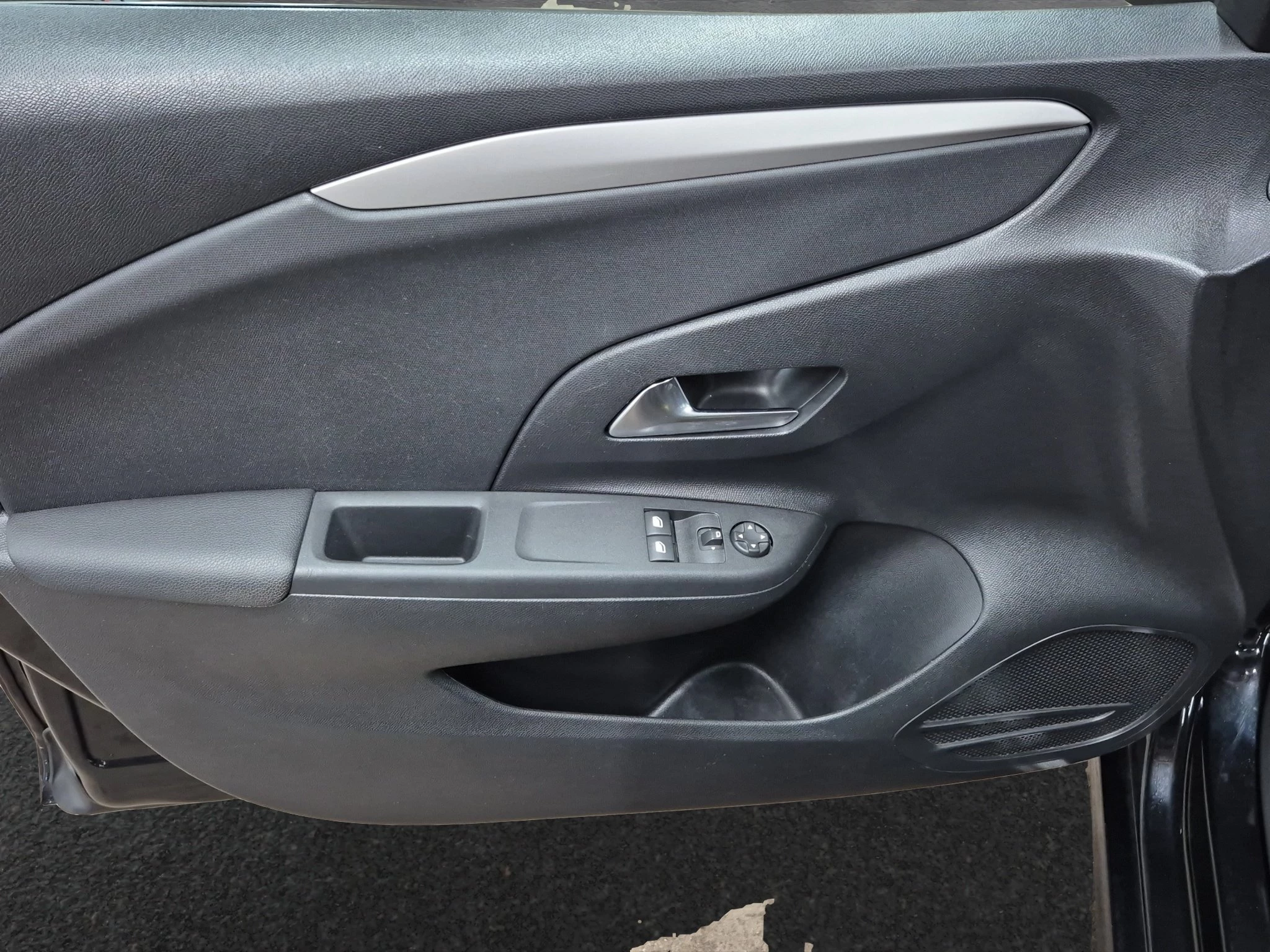 Opel Corsa F 1.2 Edition