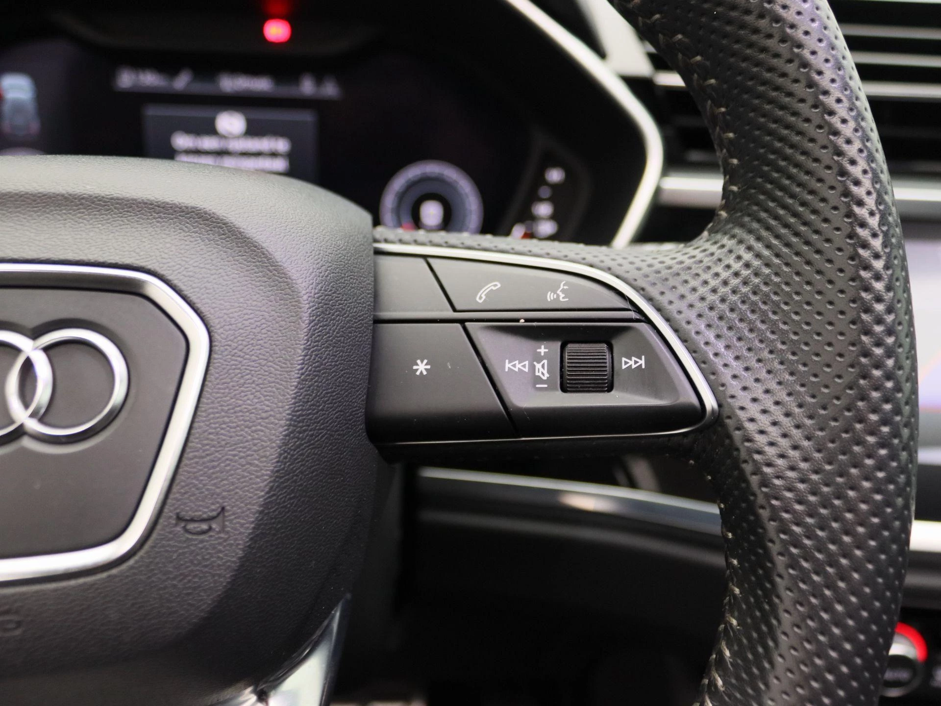 Audi-Q3-image-20