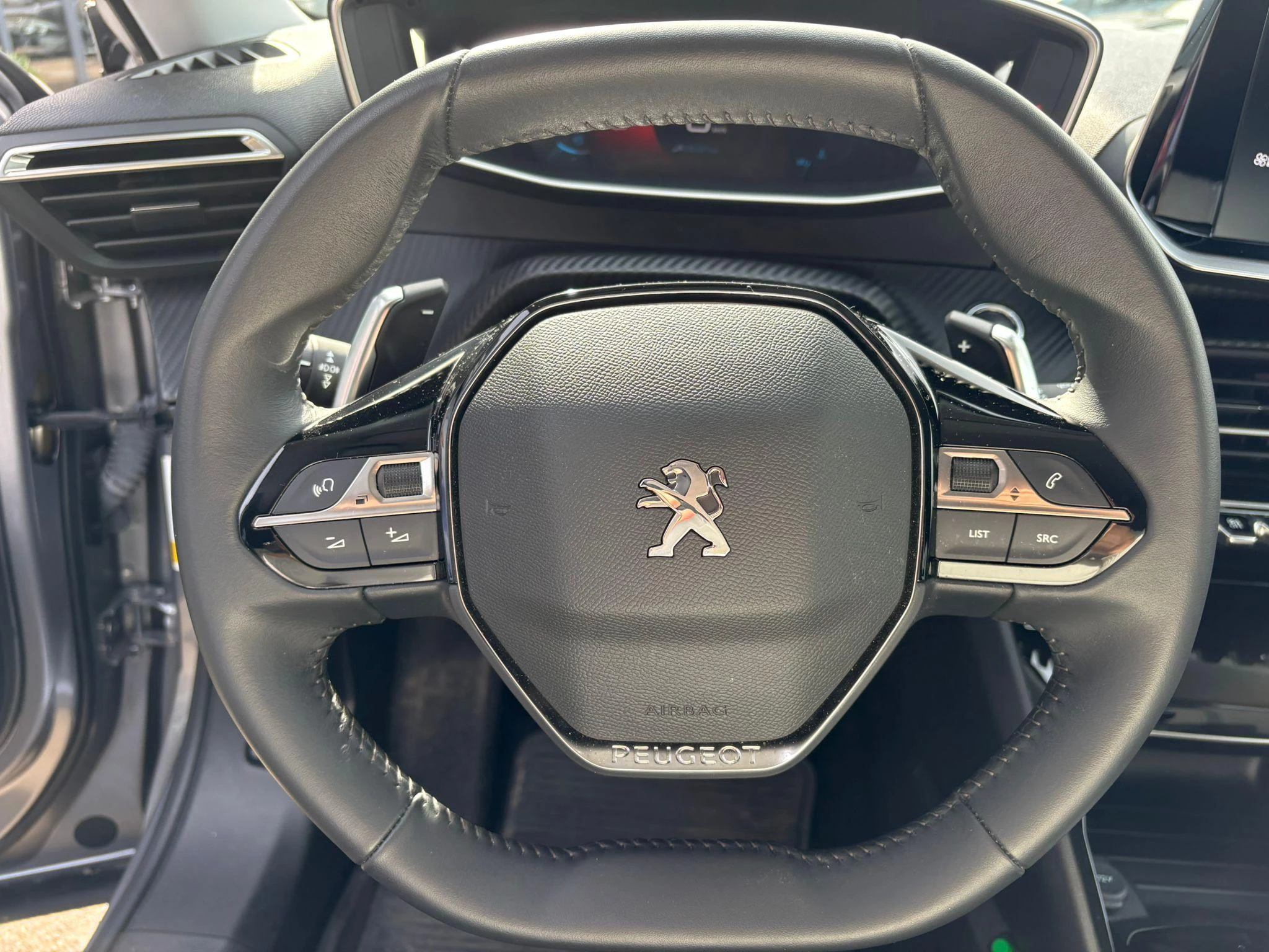 Peugeot-2008-image-14