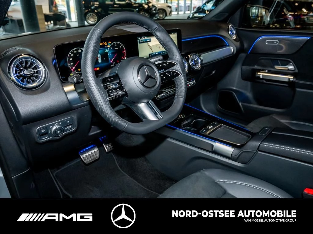 Mercedes-Benz GLB 200 d AMG NIGHT PANO MULTIBEAM AHK 360° 20-Z AMG Line