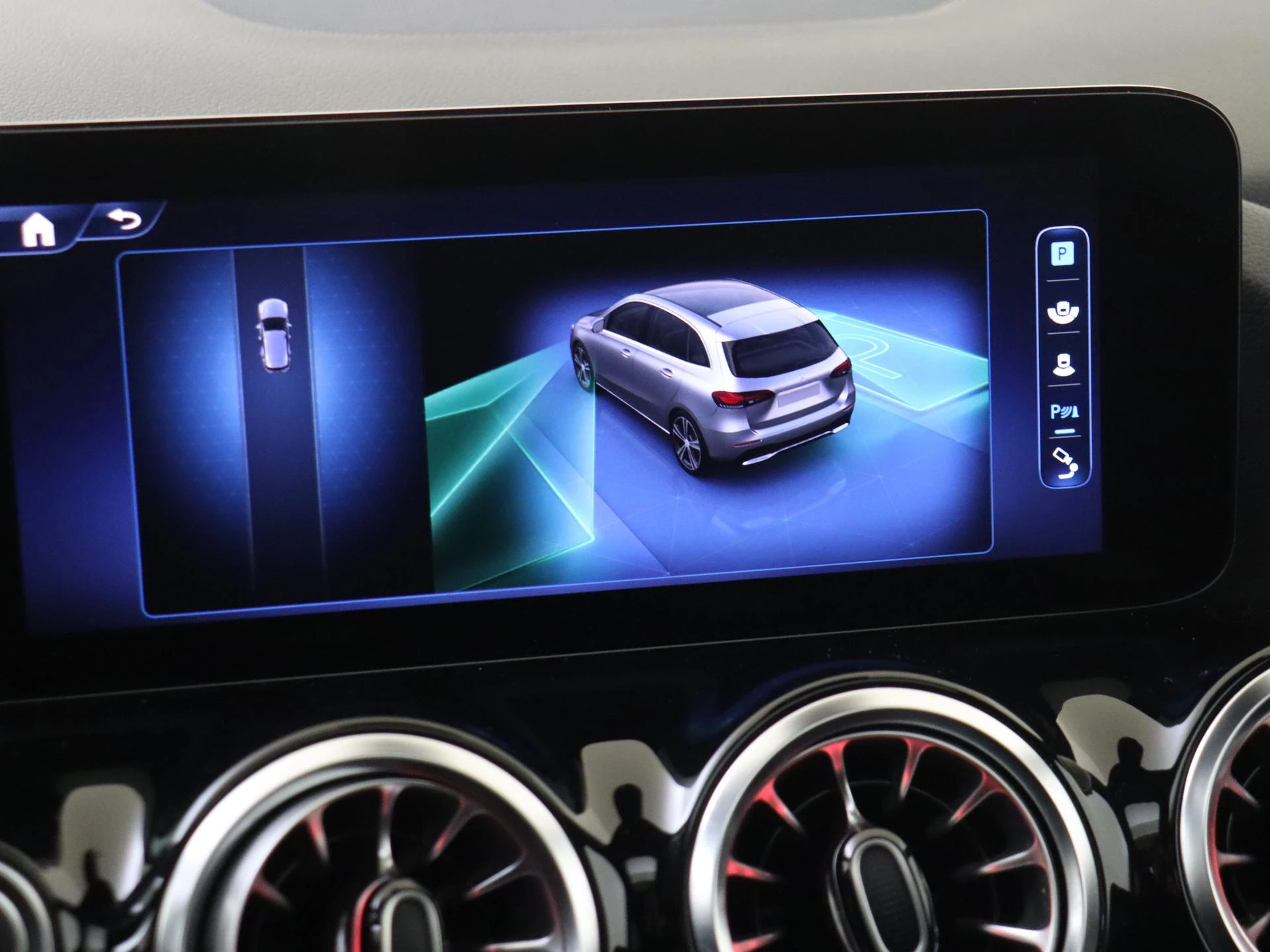 Mercedes-Benz-B-Klasse-image-21
