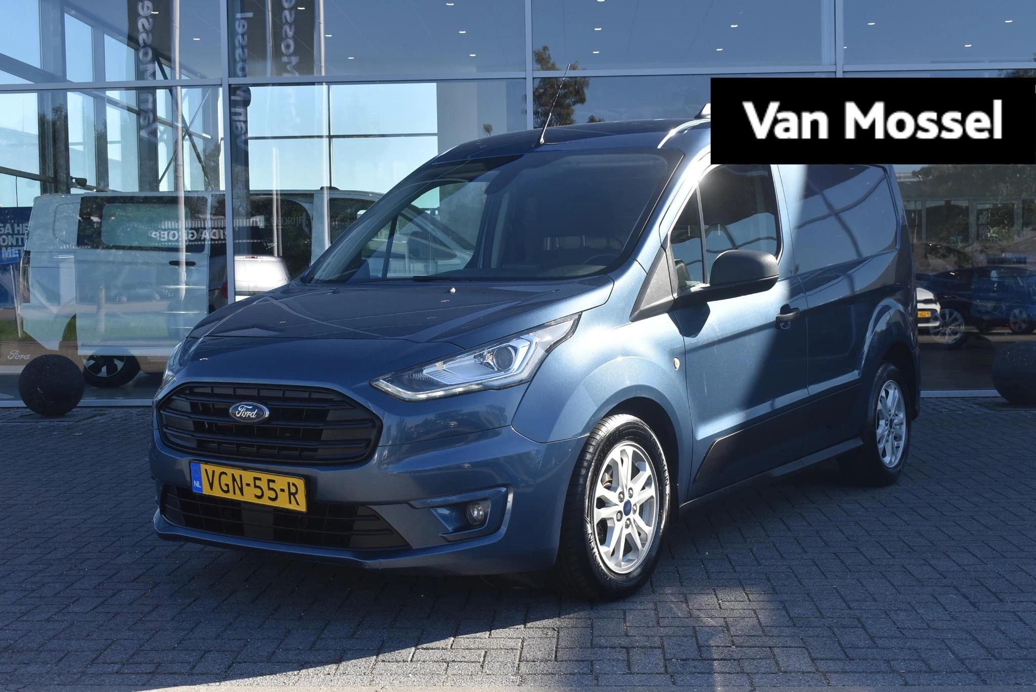 Ford-Transit Connect-image-0