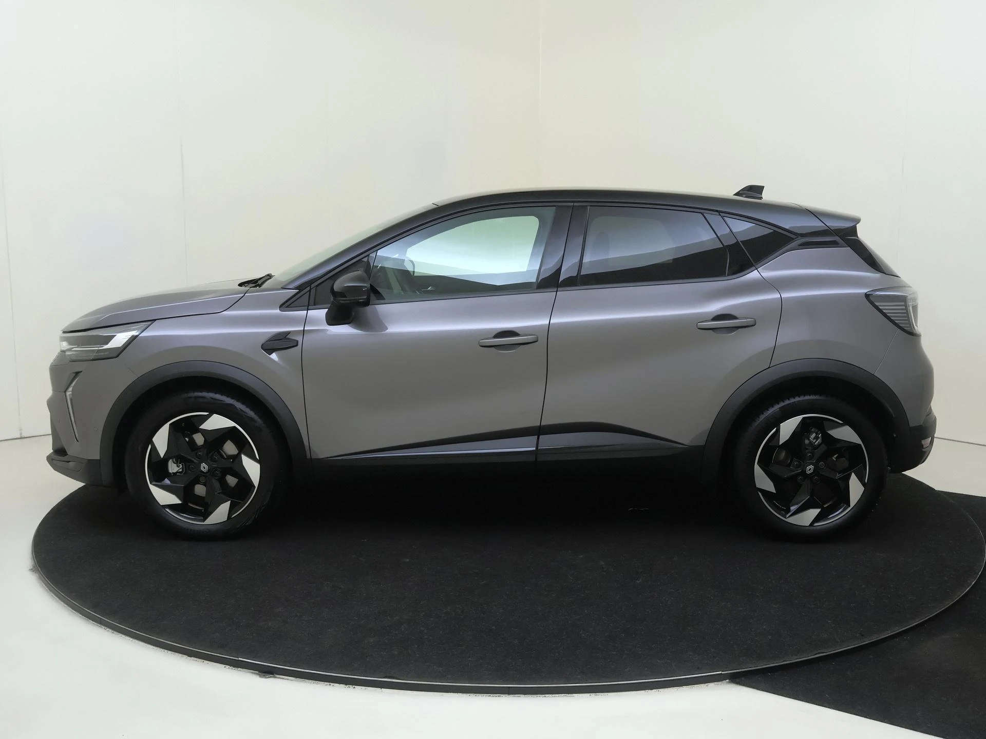 Renault-Captur-image-3