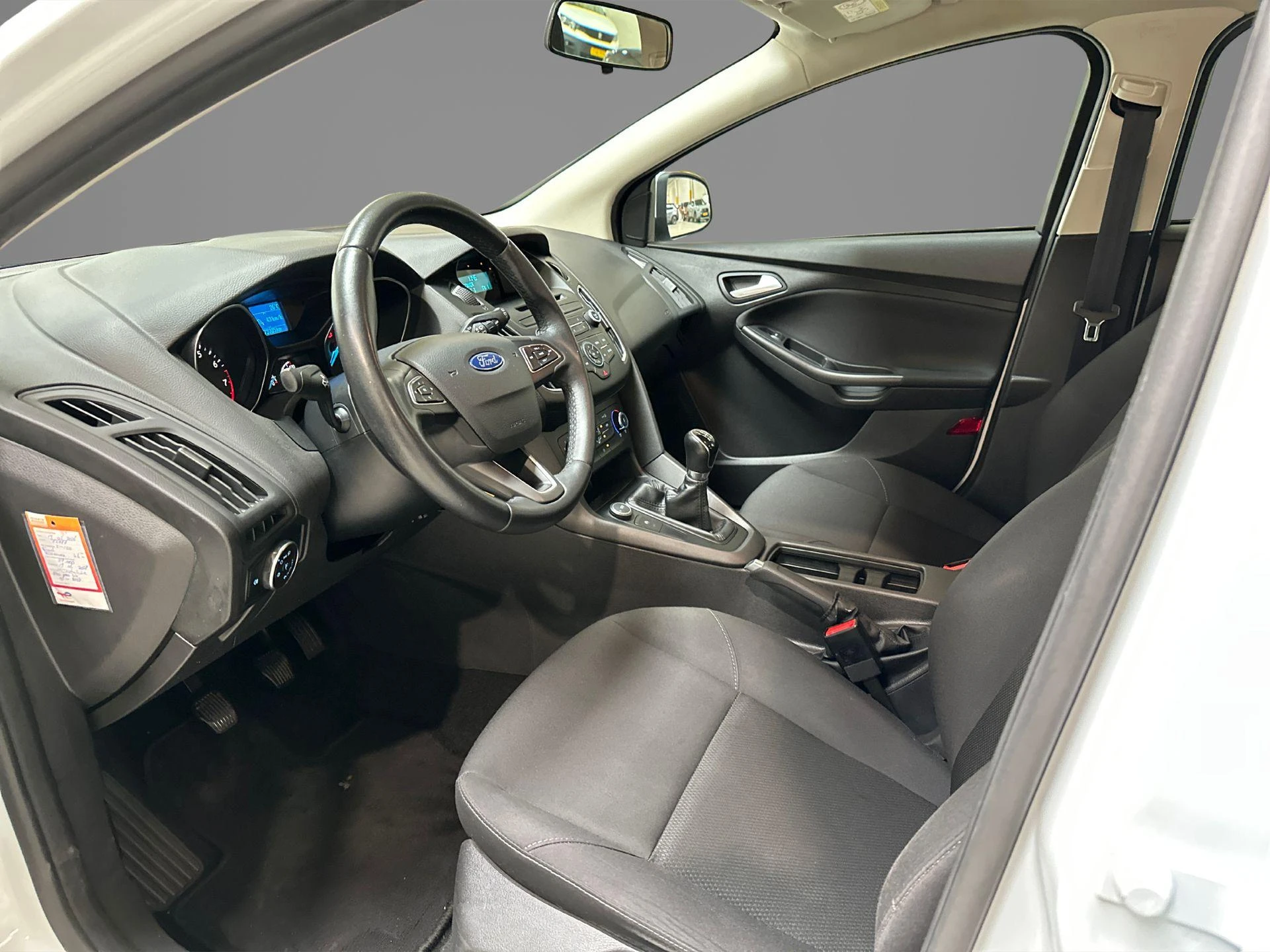 Ford-Focus-image-8