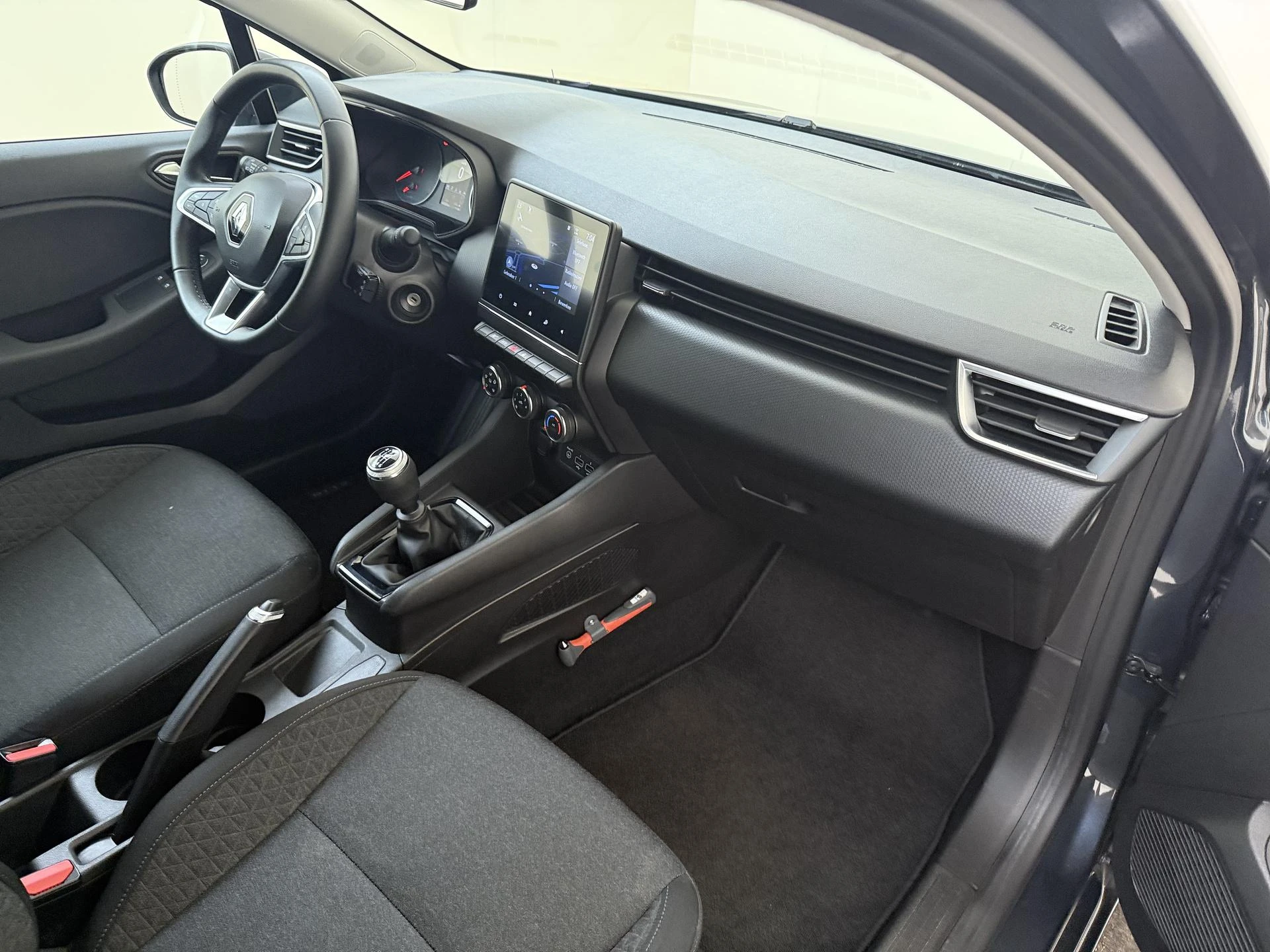 Renault-Clio-image-4