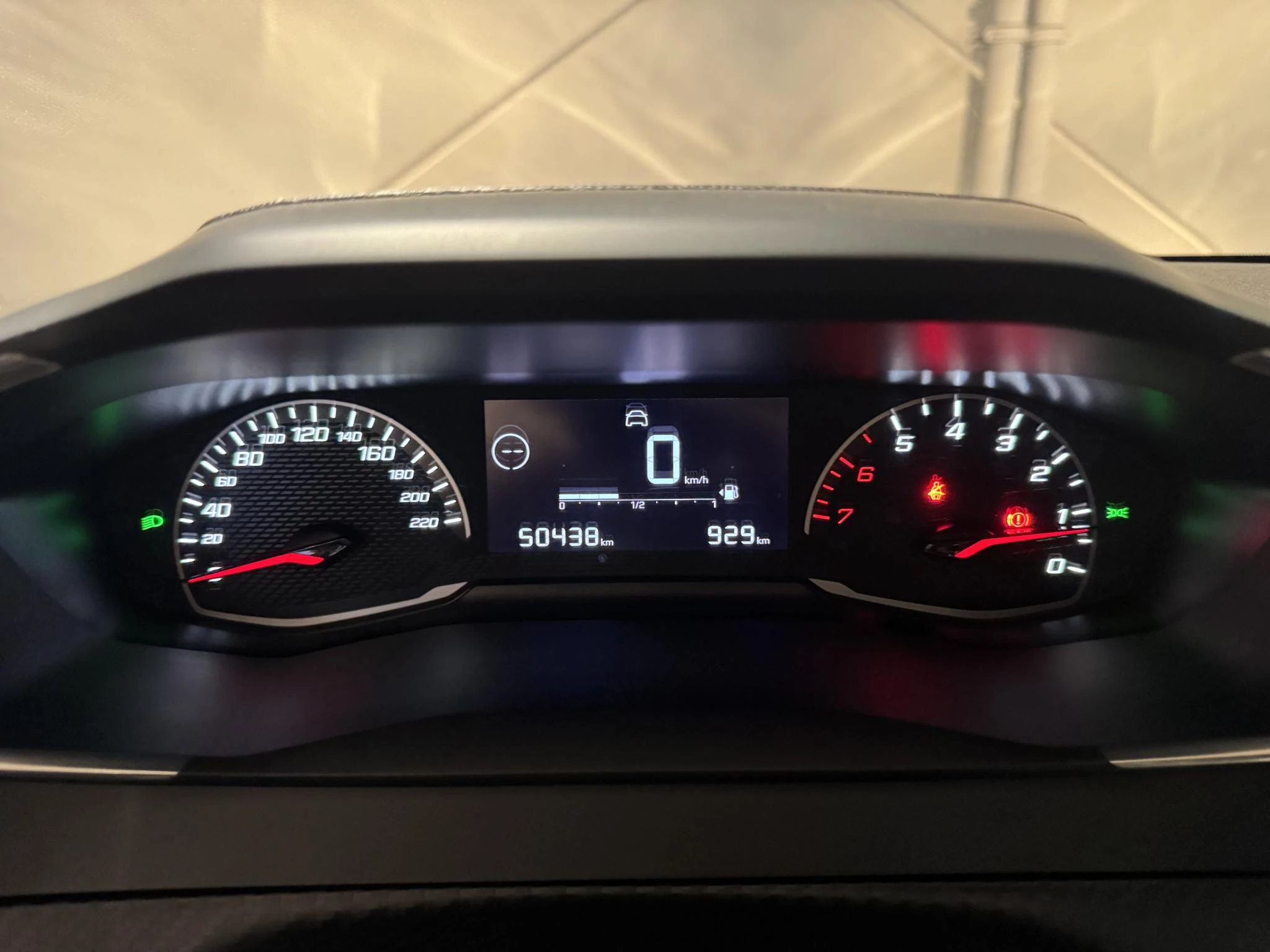 Peugeot-208-image-16