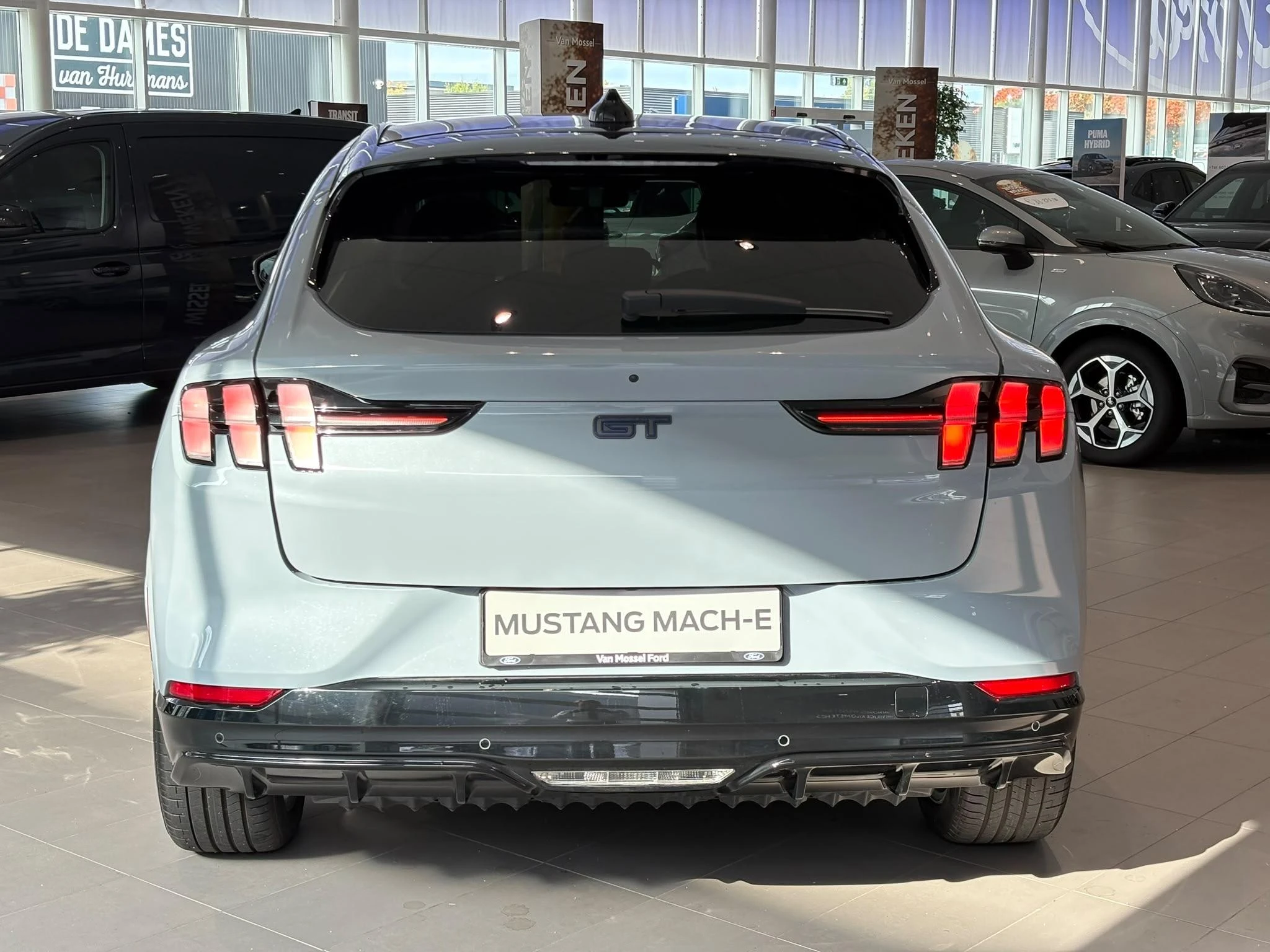 Ford-Mustang Mach-E-image-5
