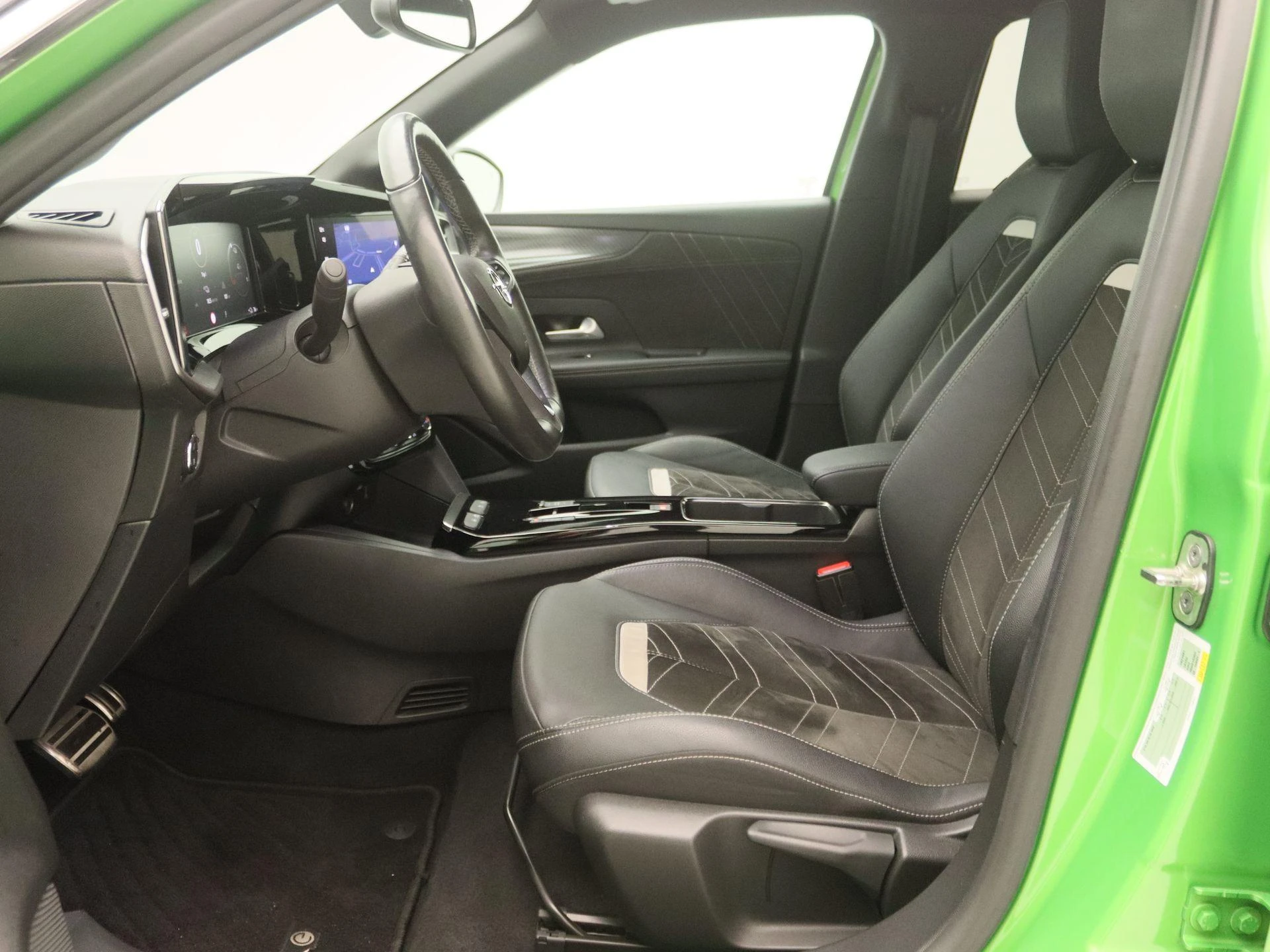 Opel-Mokka-e-image-11