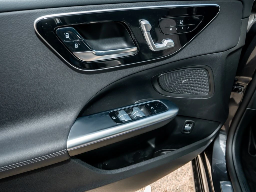 Mercedes-Benz-C-Klasse 200 d-image-14