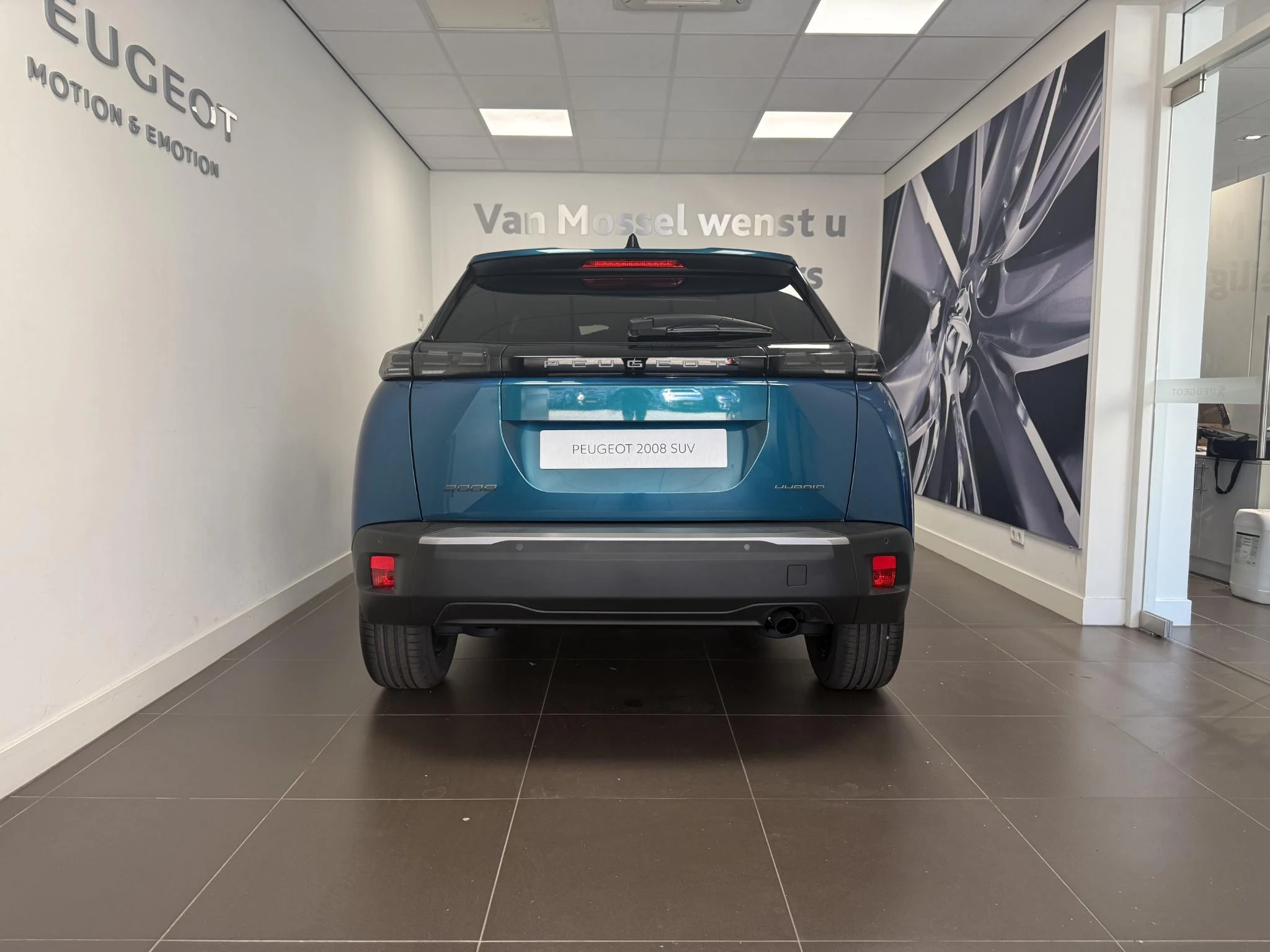 Peugeot 2008 1.2 Hybrid 110 Allure