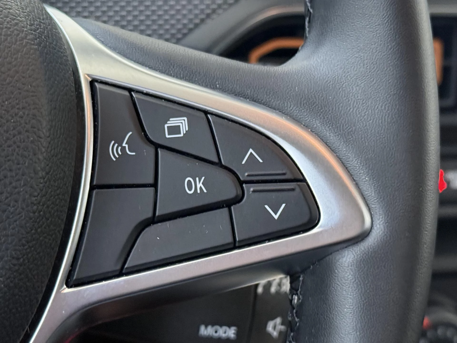 Dacia-Sandero Stepway-image-13