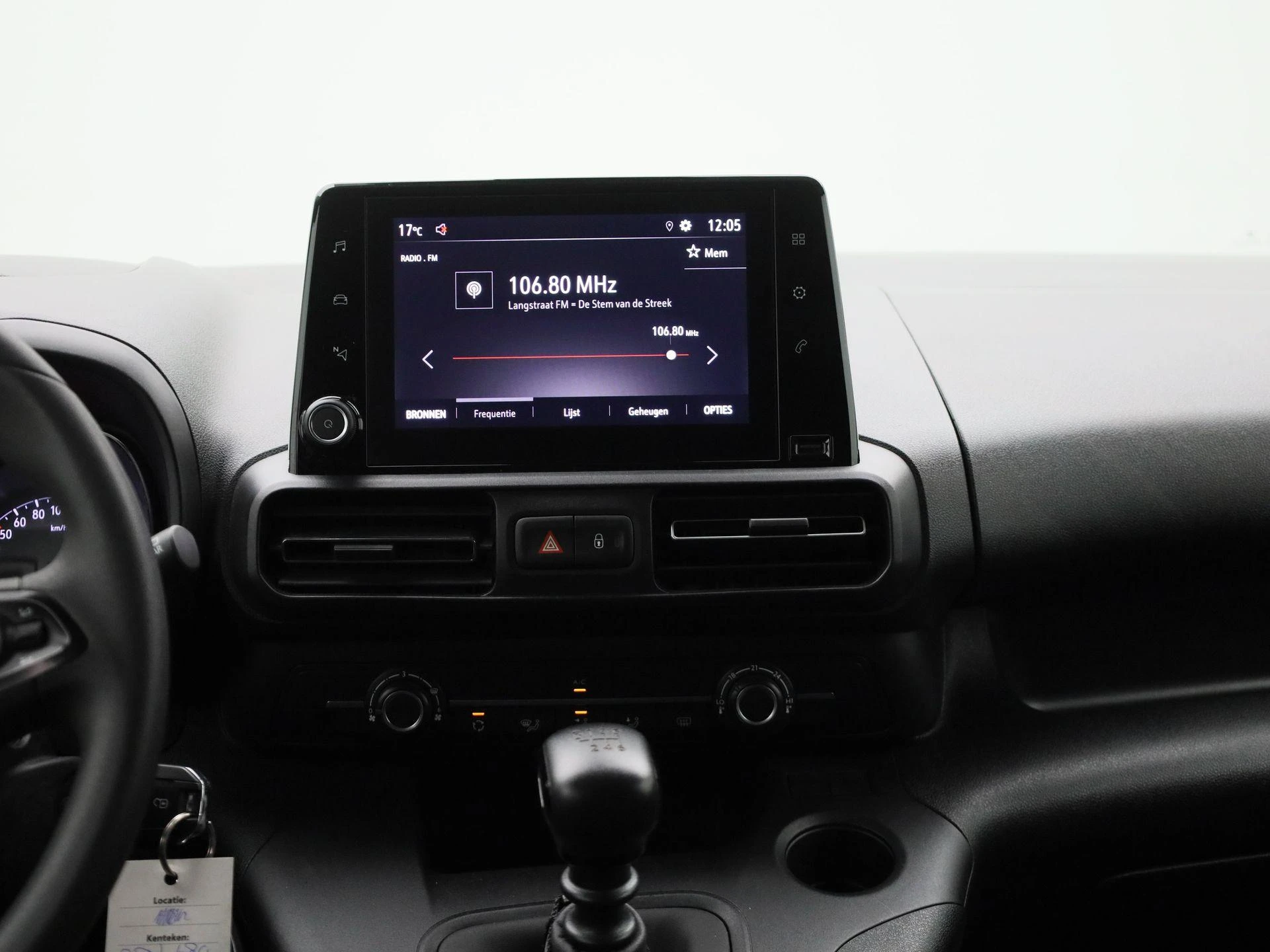 Opel-Combo Life-image-10