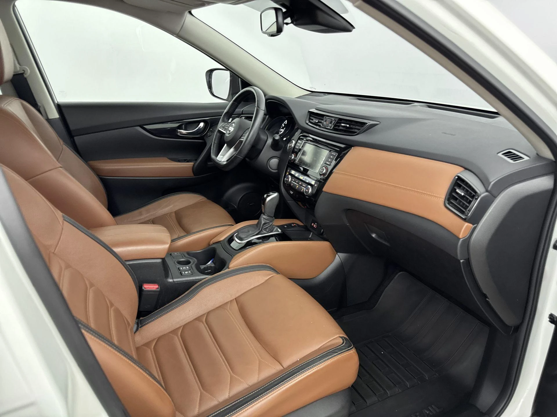 Nissan-X-Trail-image-18