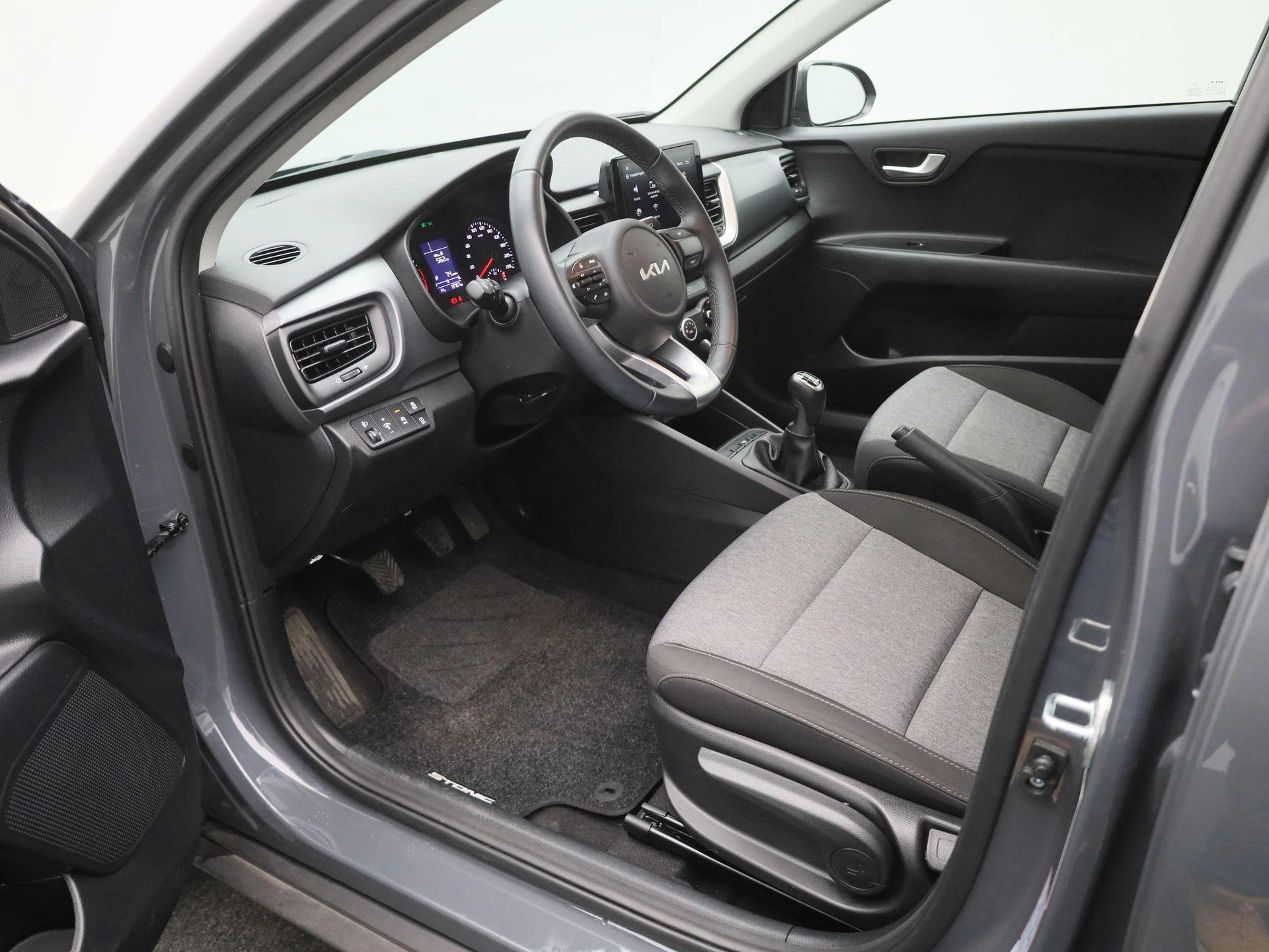Kia-Stonic-image-22