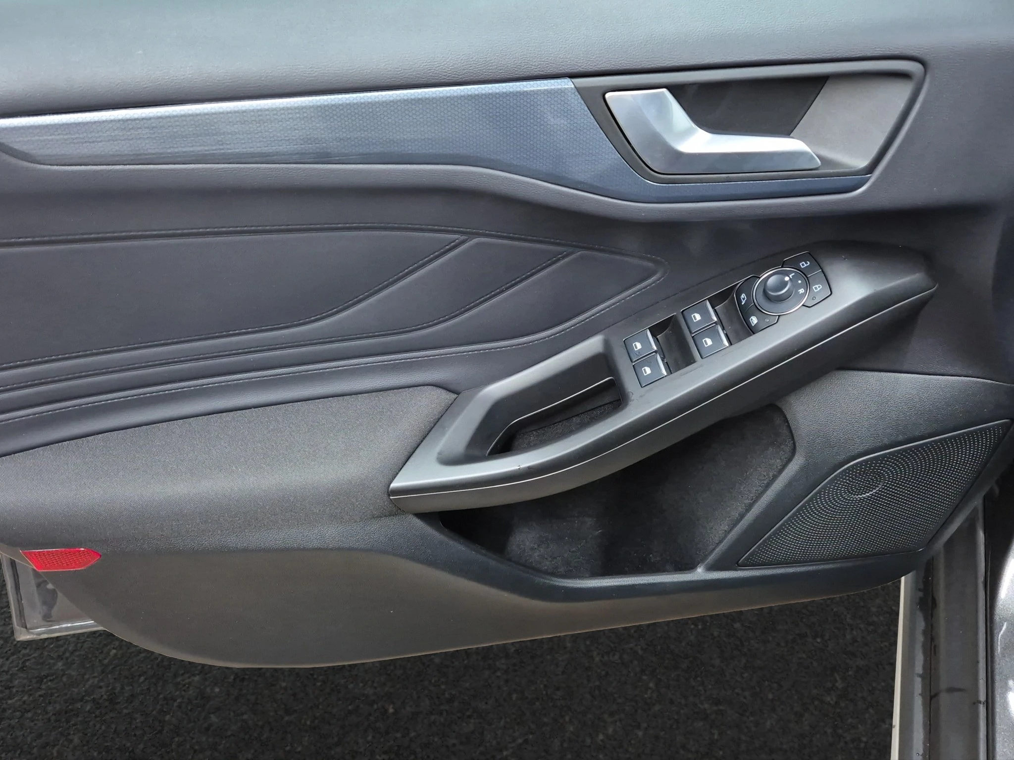 Ford-Focus-image-15