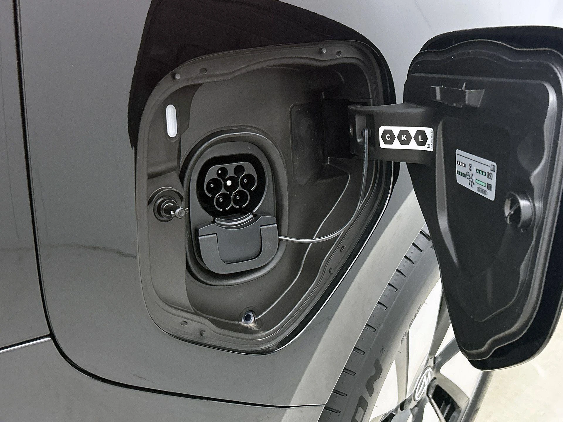 Volkswagen-ID. Buzz Cargo-image-14