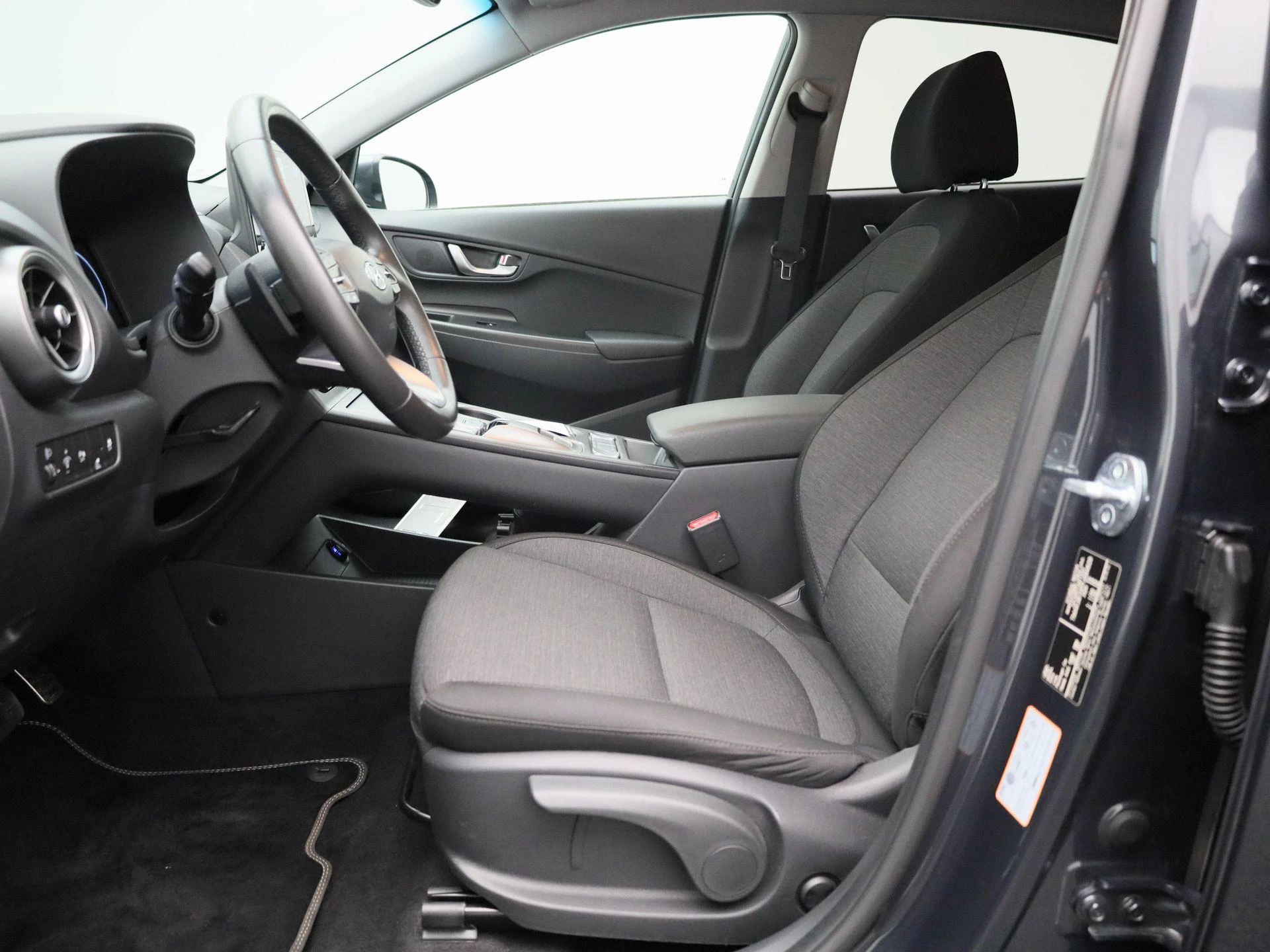 Hyundai-Kona-image-7