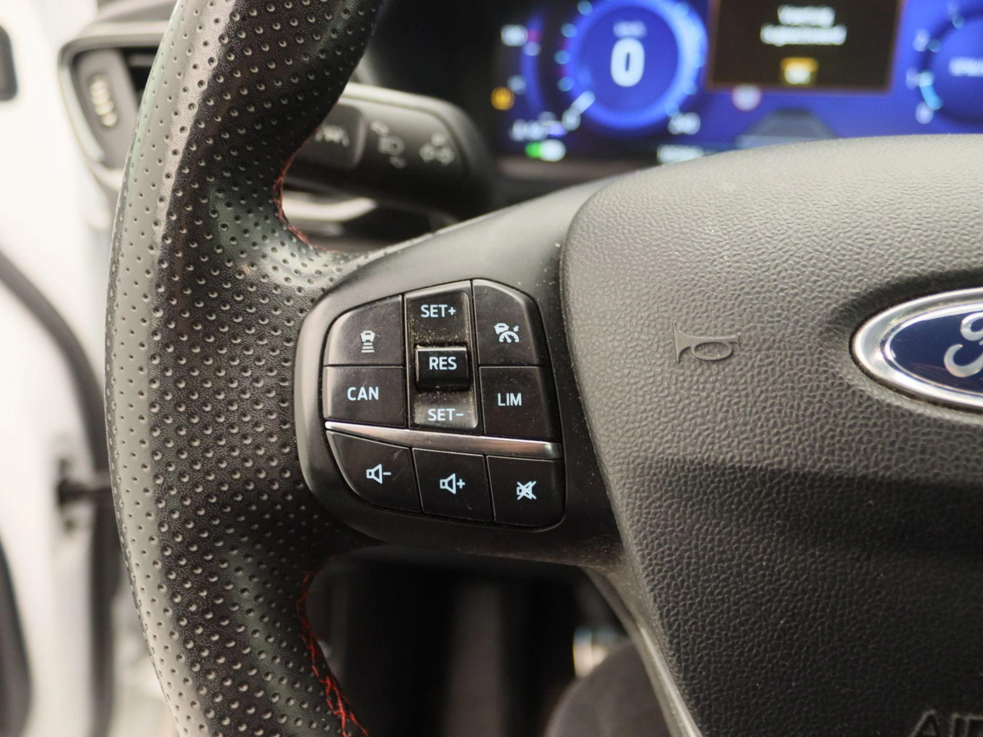 Ford-Puma-image-19