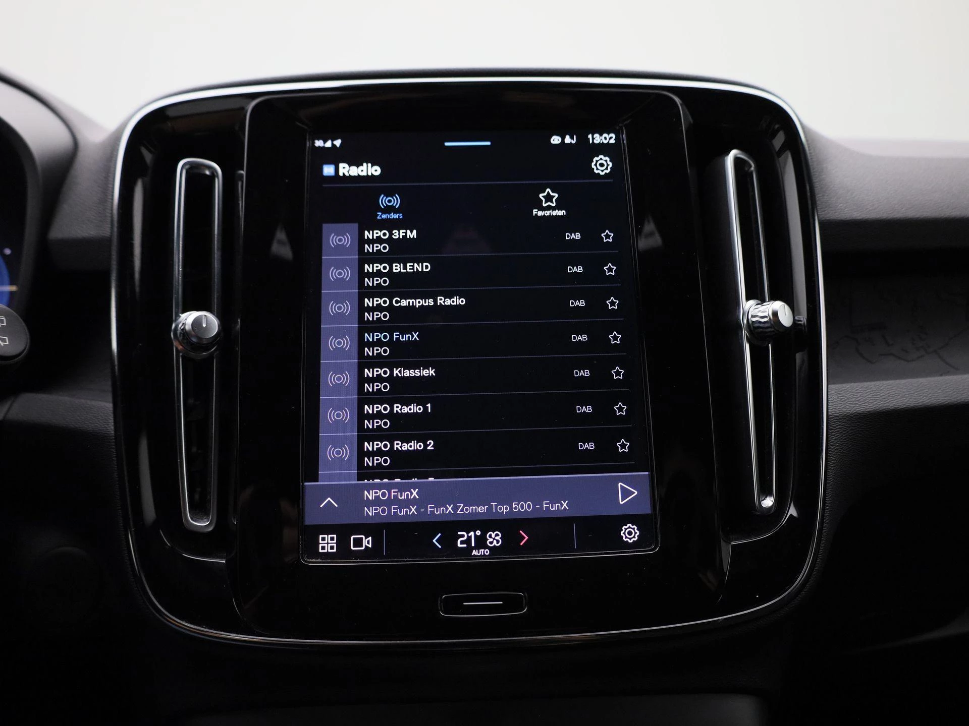 Volvo-XC40-image-24