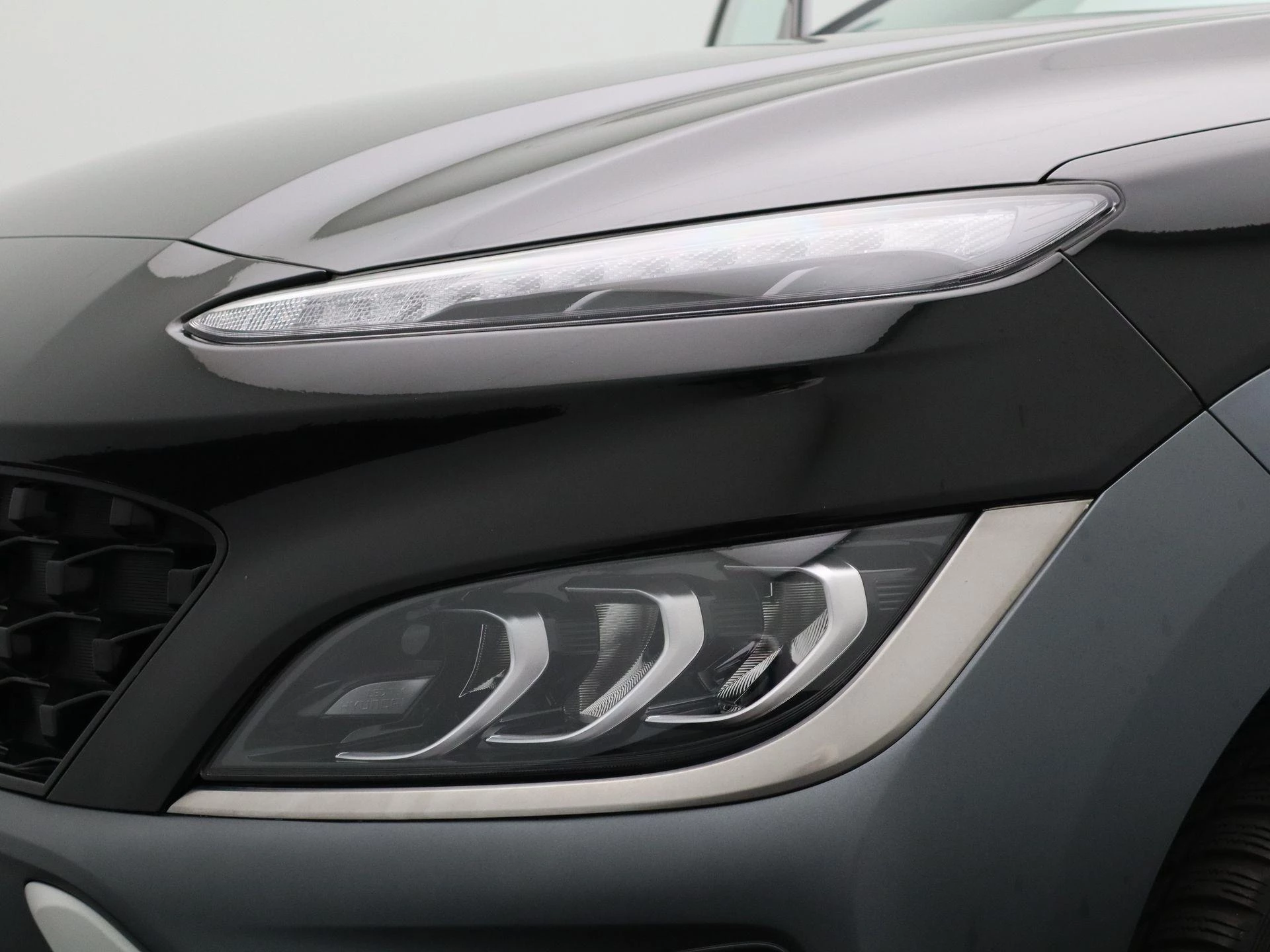 Hyundai Kona 1.6 GDI HEV Fashion Design Sky