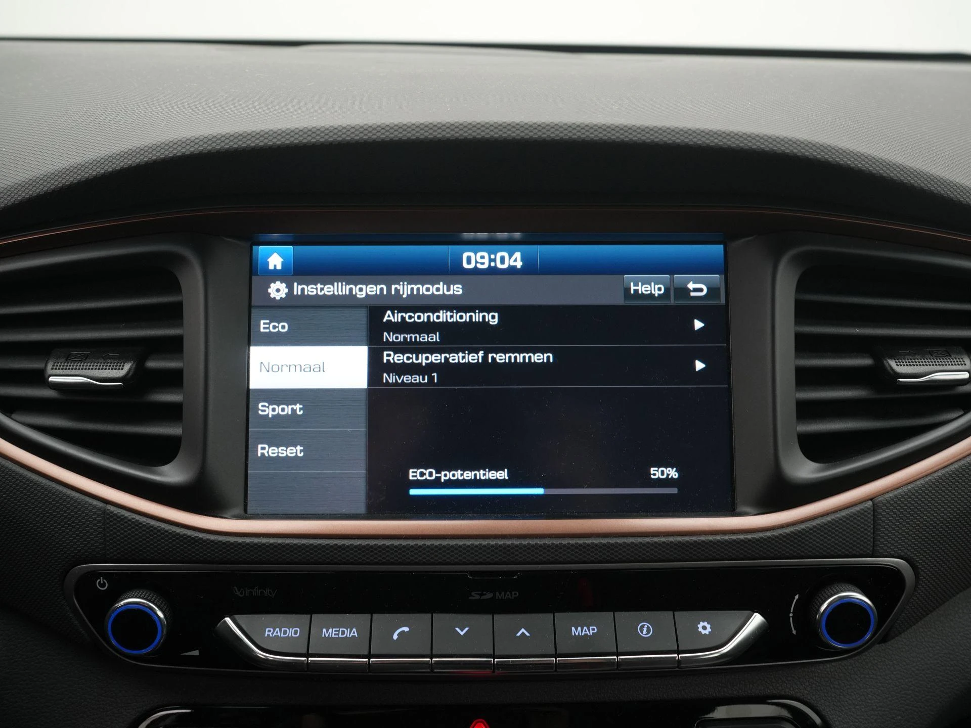 Hyundai-IONIQ-image-14