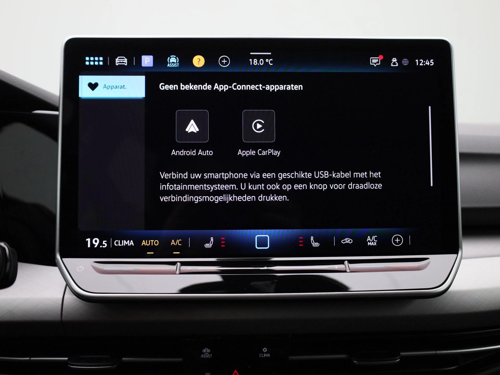 Volkswagen-Golf-image-21