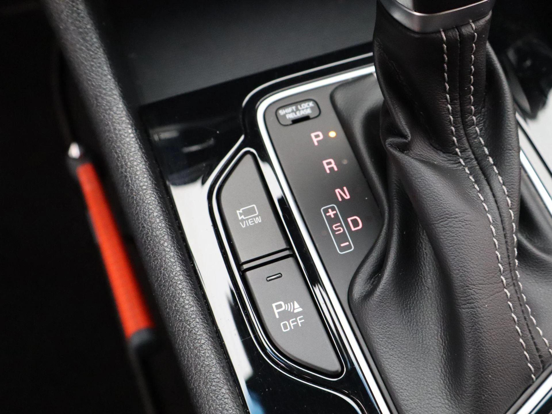 Kia-Niro-image-19