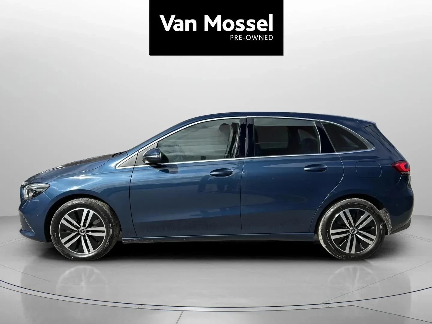 Mercedes-Benz-B-Klasse-image-7