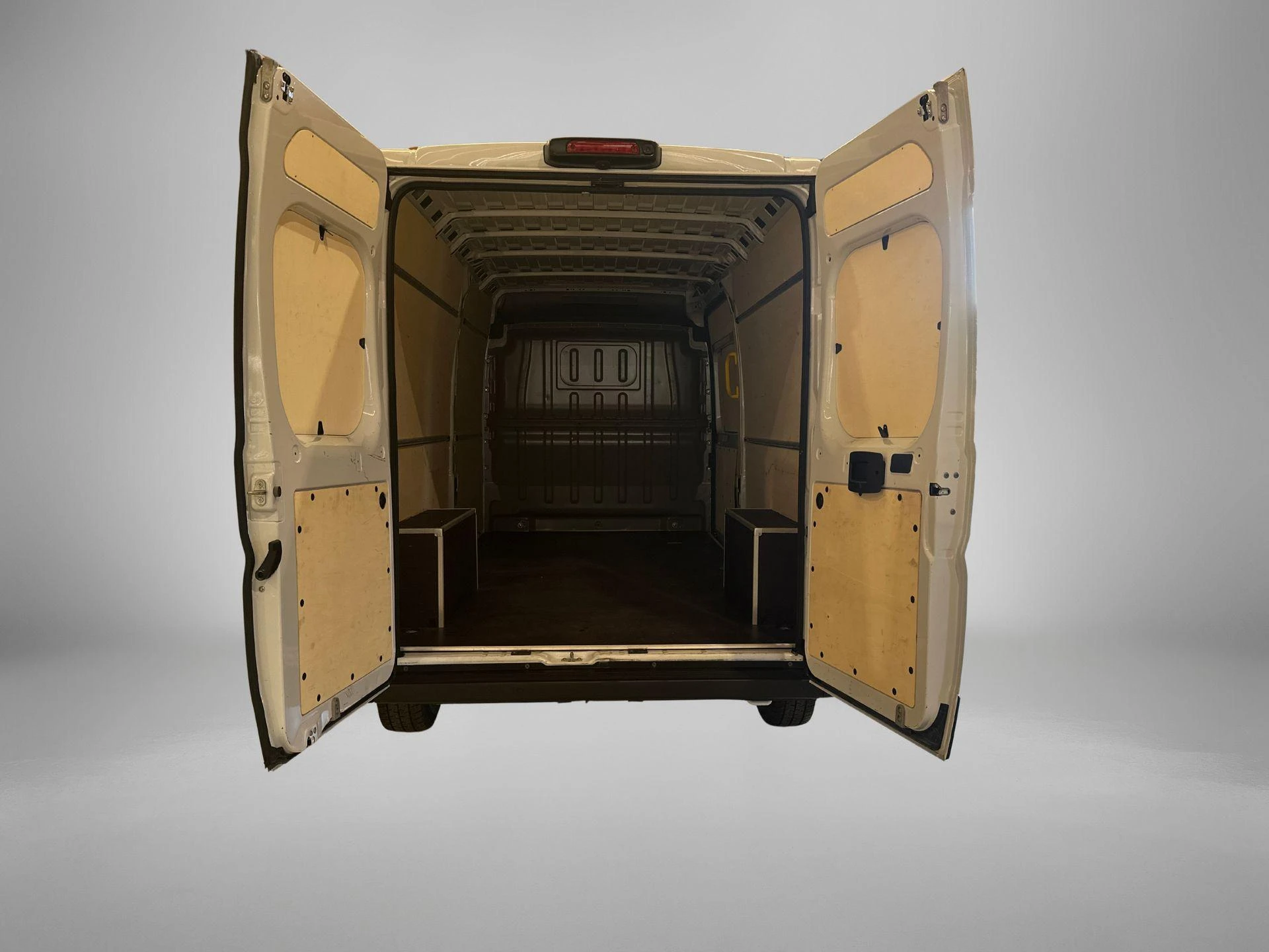 Opel-Movano-image-17