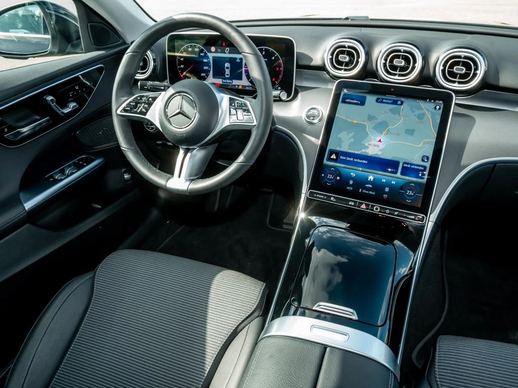 Mercedes-Benz-C-Klasse 200 d-image-9