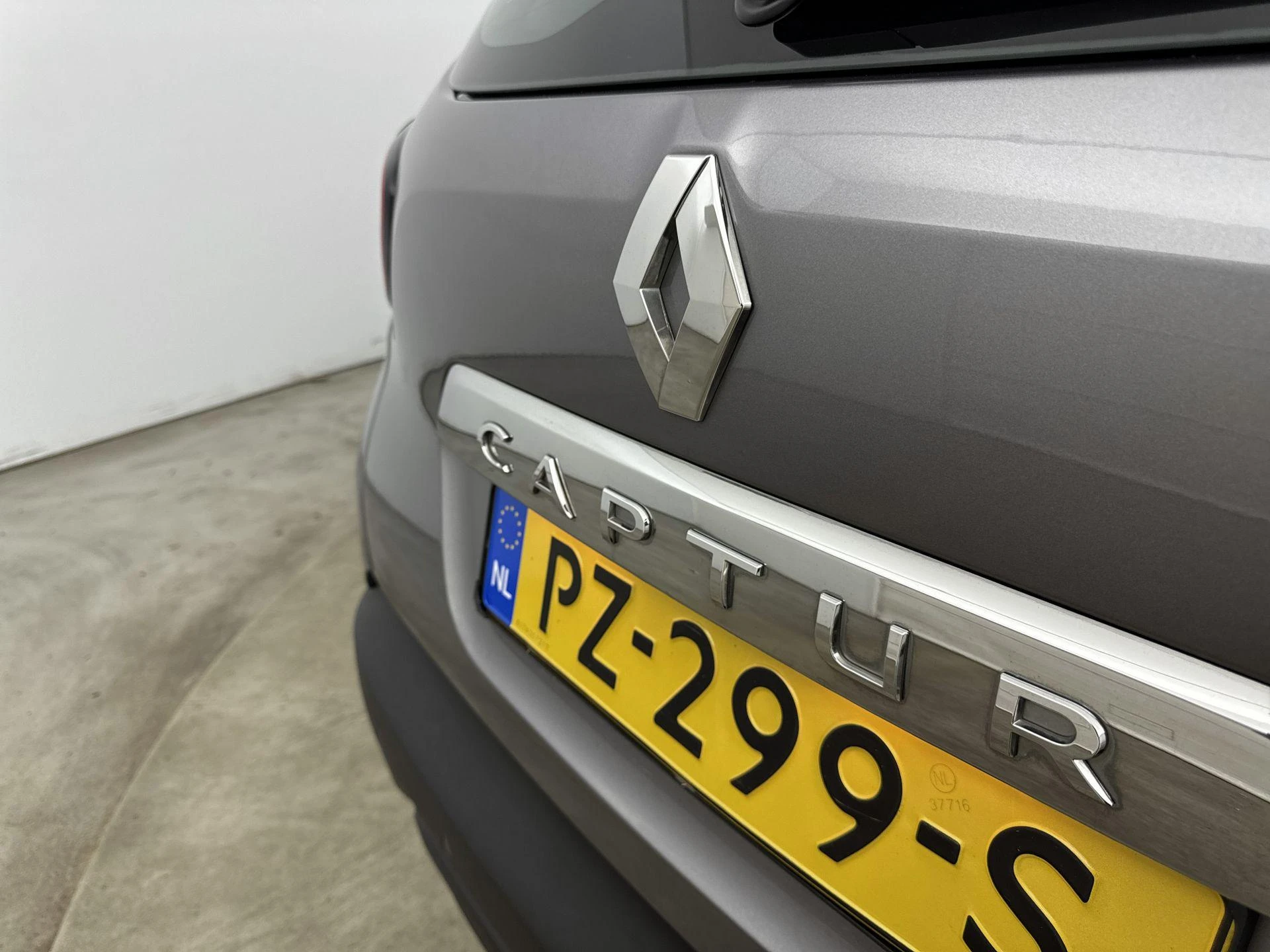 Renault-Captur-image-21