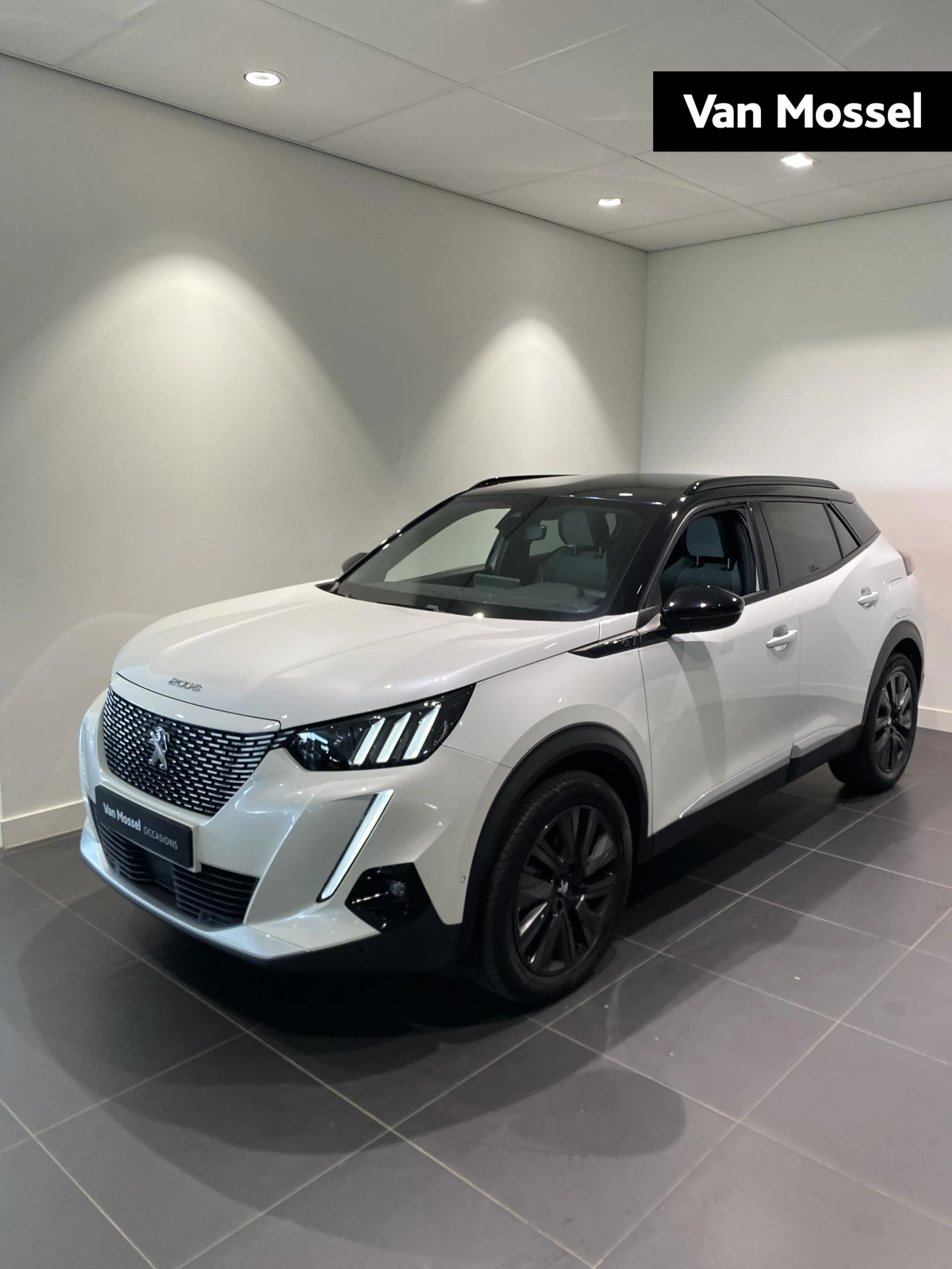 Peugeot-e-2008-image-0
