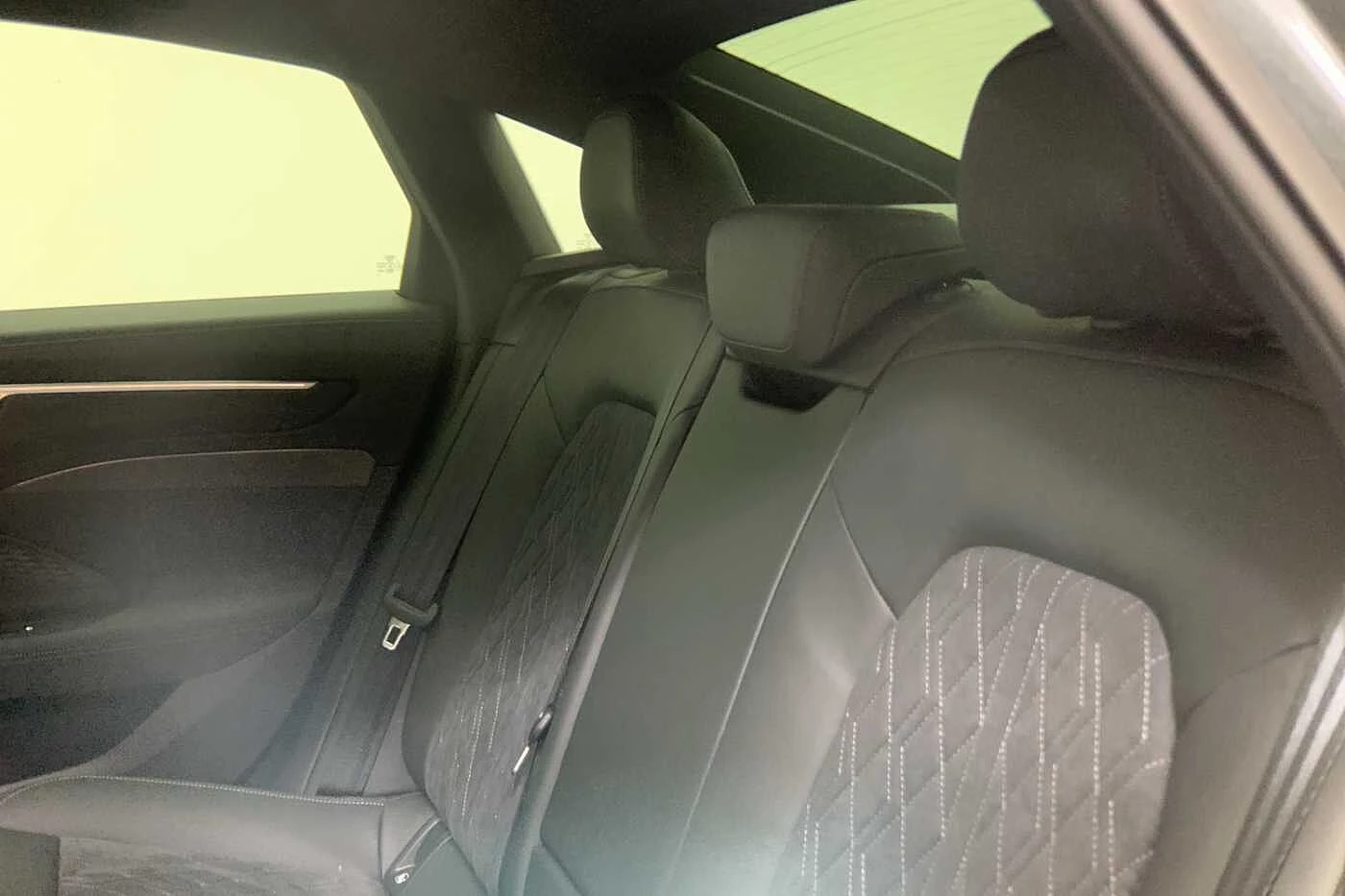 Audi-A6-image-9