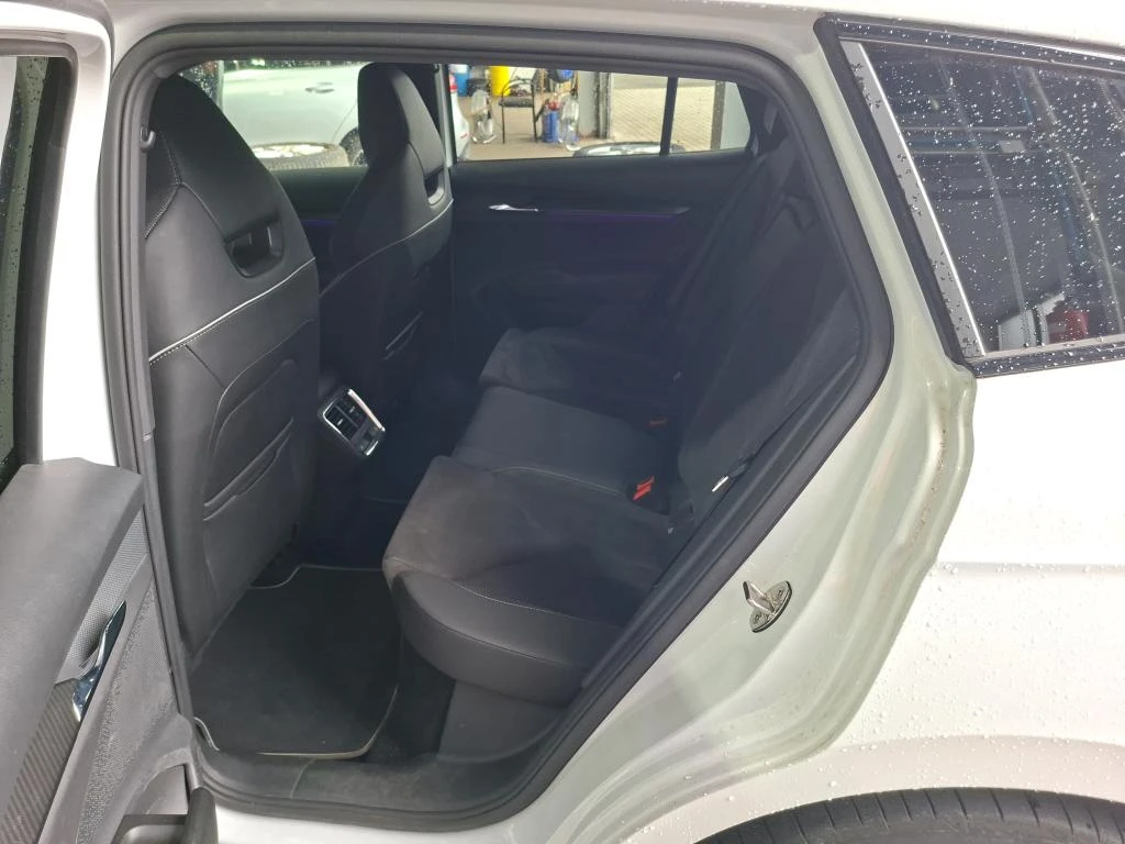 Škoda-Enyaq iV-image-3