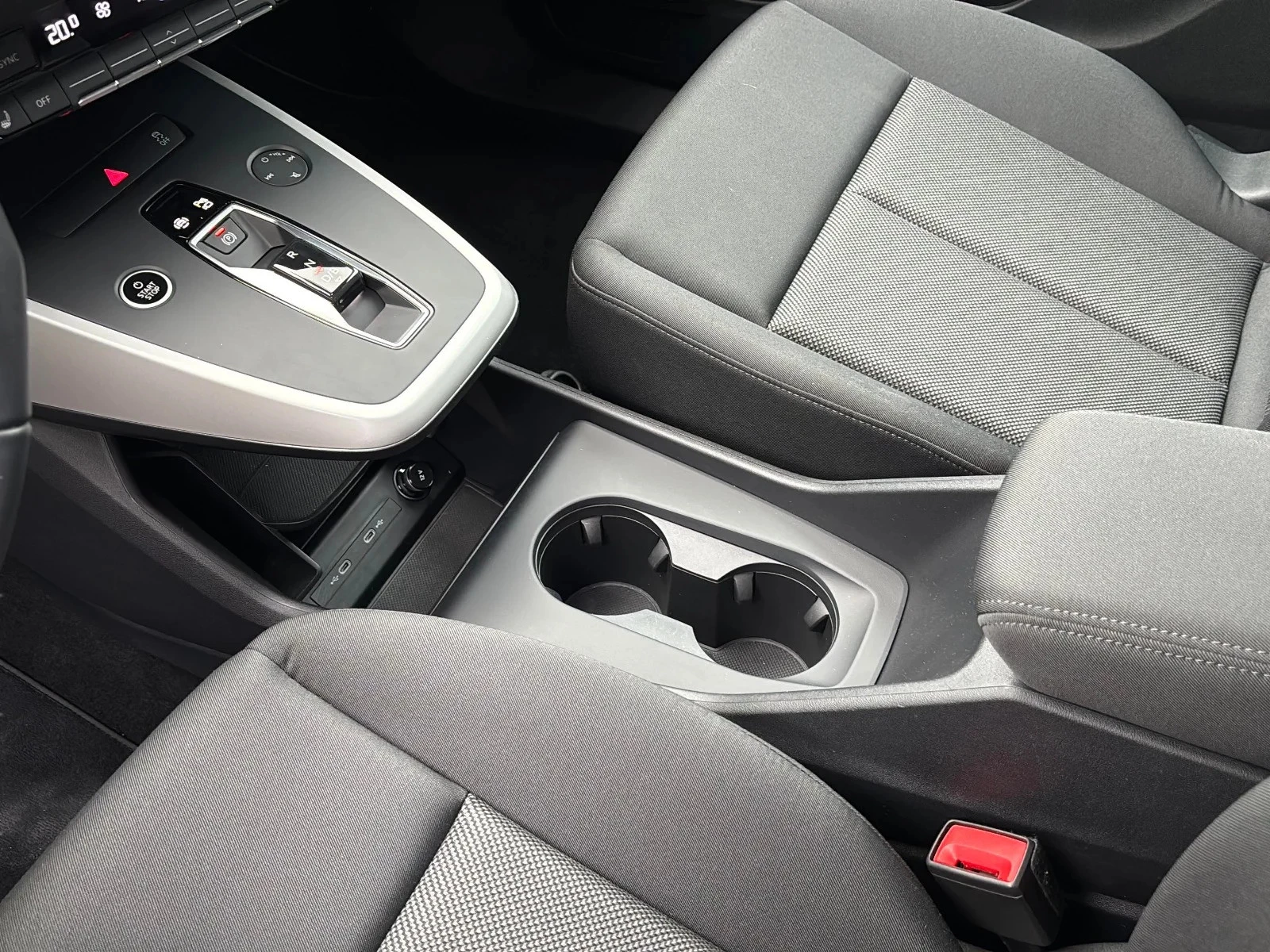 Audi-Q4 e-tron-image-10