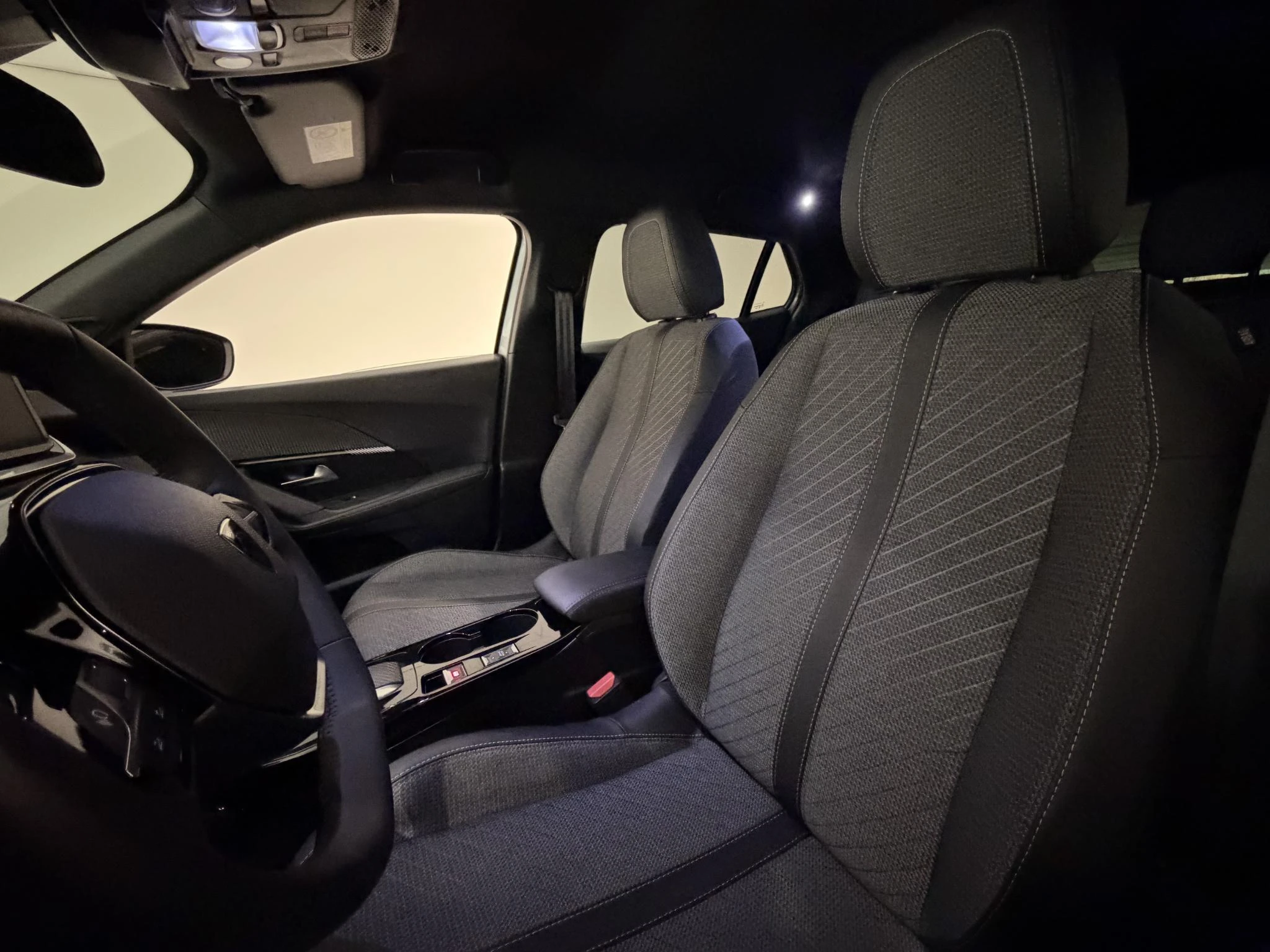 Peugeot-2008-image-20