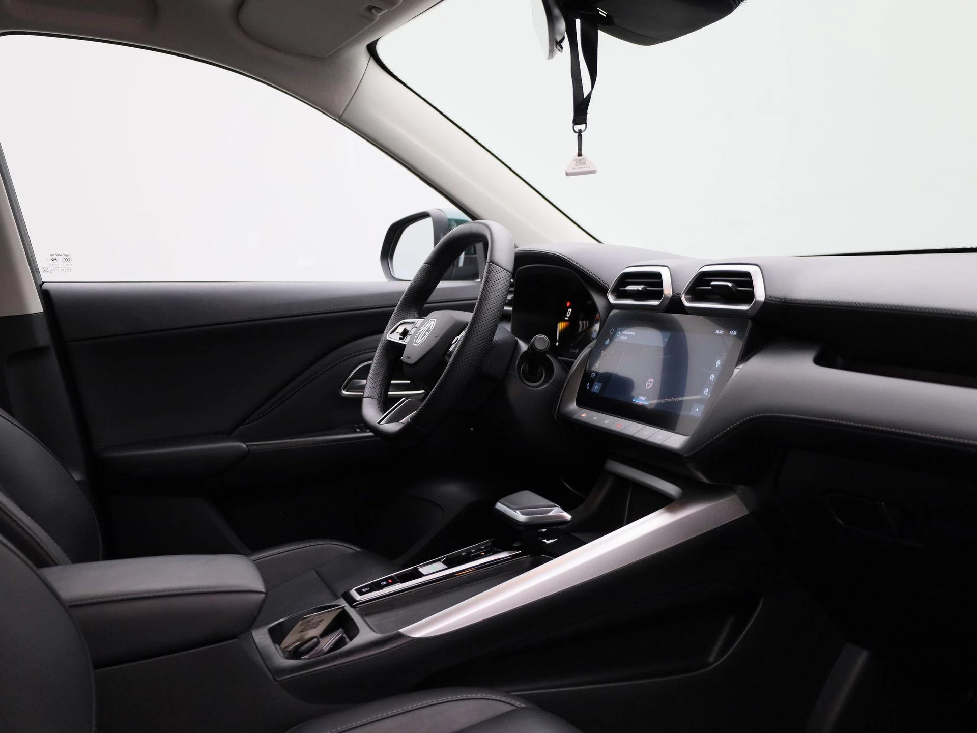 MG-ZS-image-34