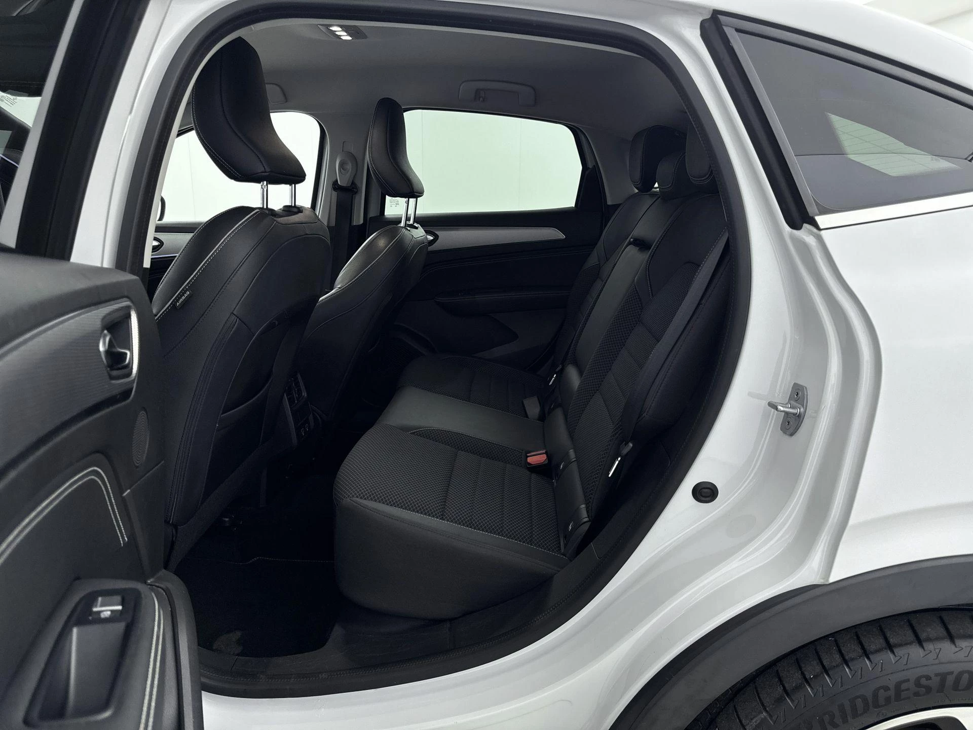 Renault-Arkana-image-22