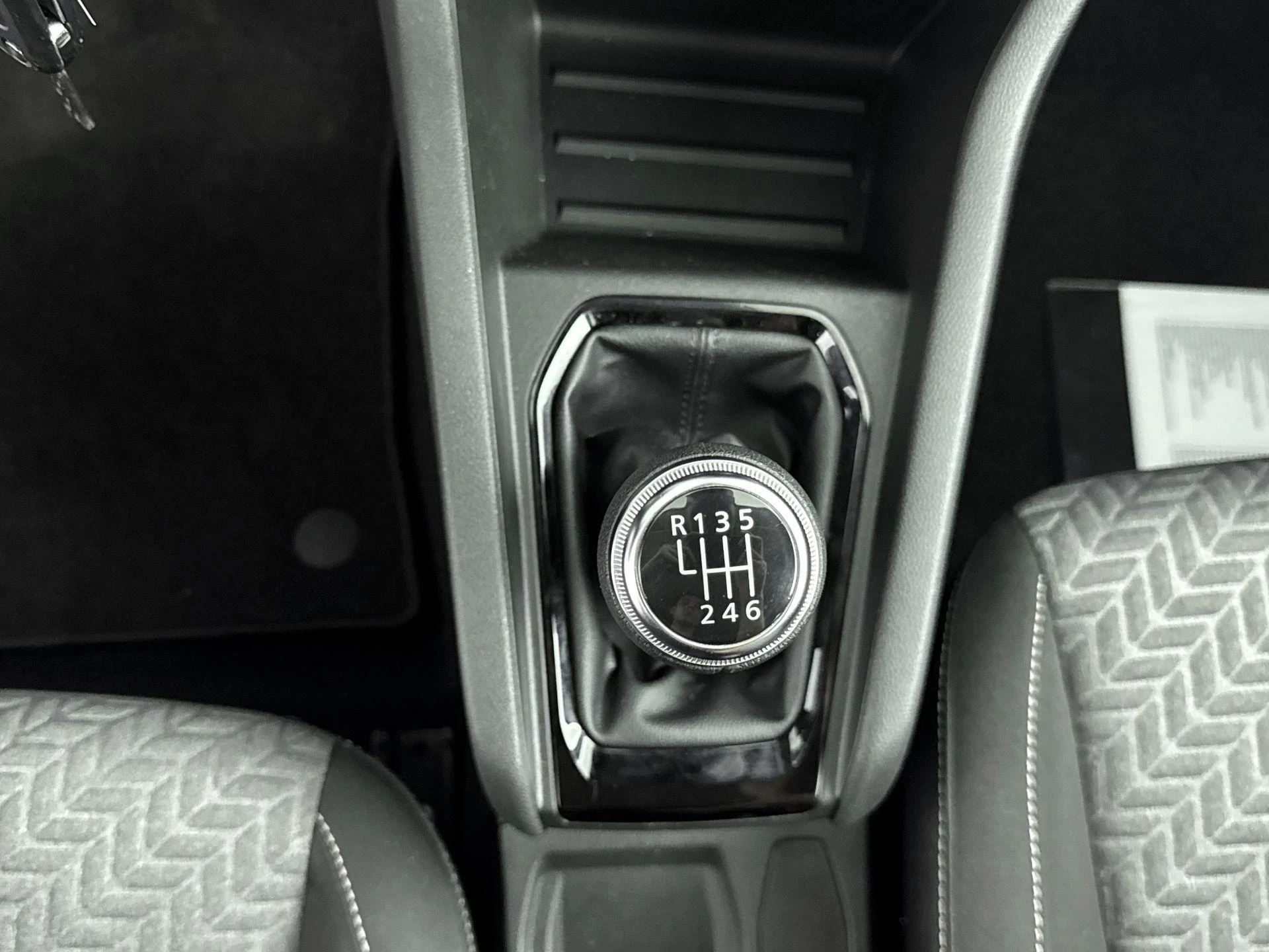 Renault-Clio-image-22