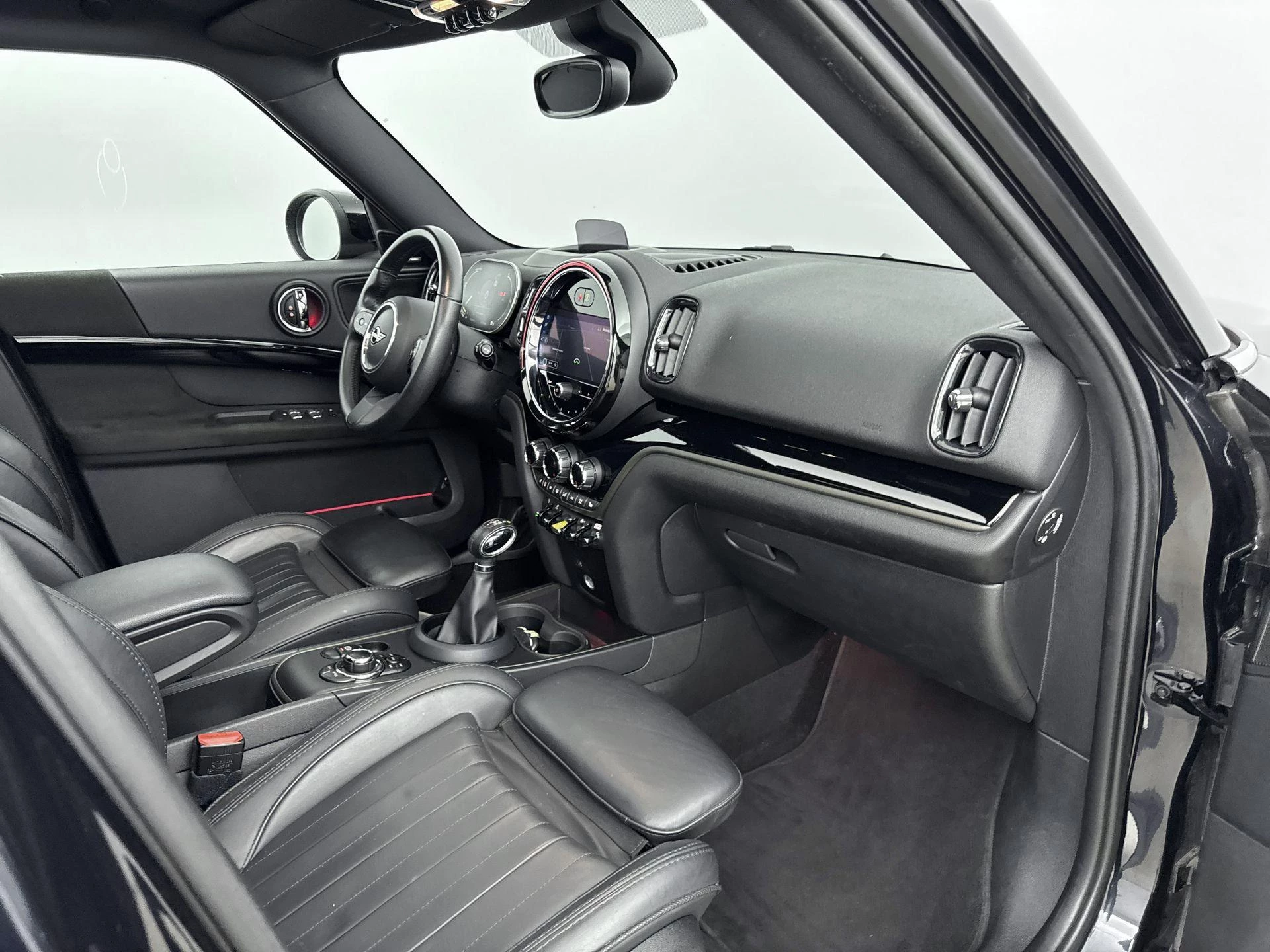 MINI-Countryman-image-17
