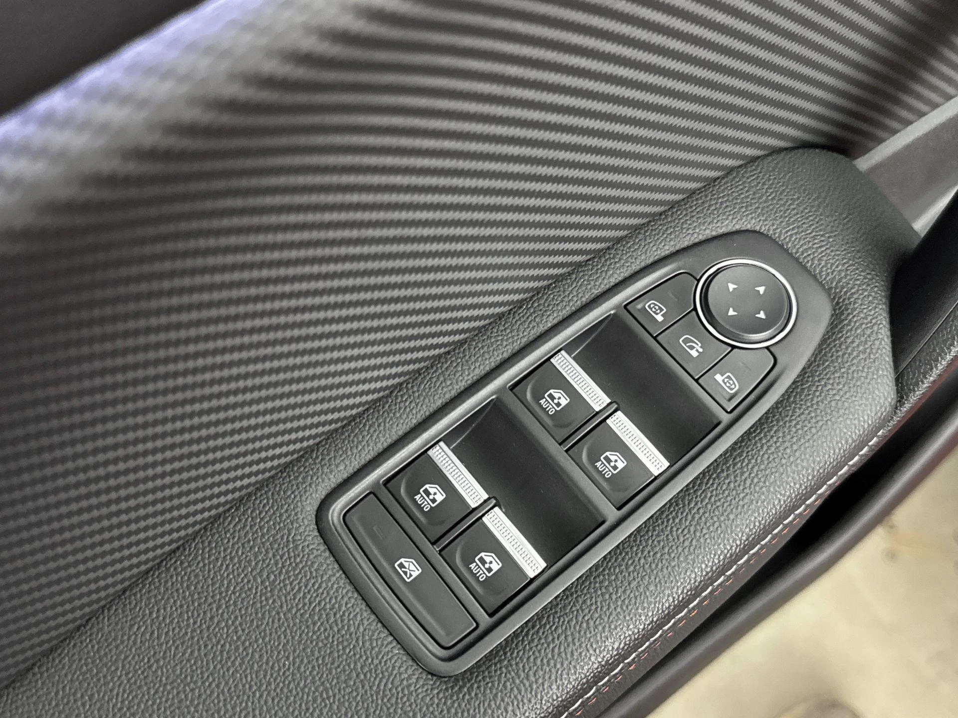 Renault-Captur-image-13