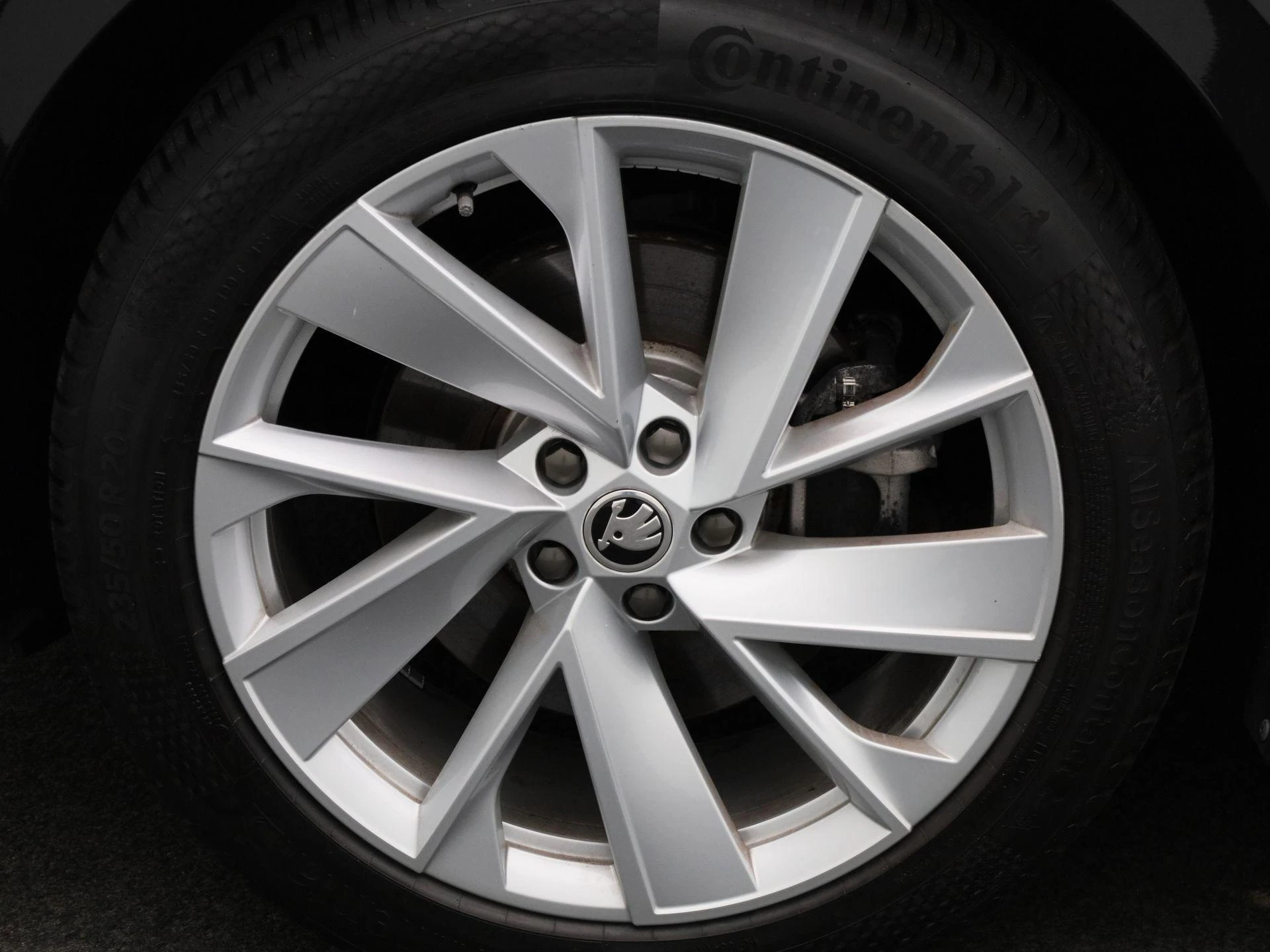Škoda-Enyaq iV-image-12