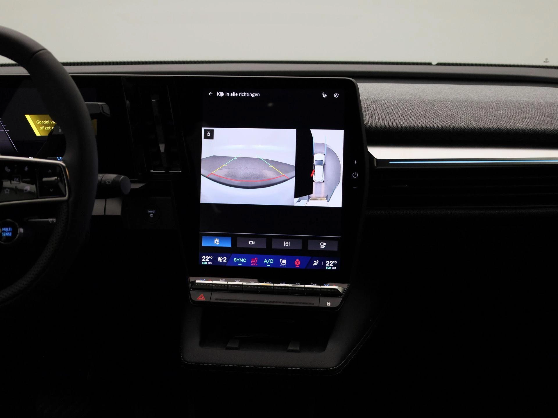 Renault-Megane E-Tech-image-7