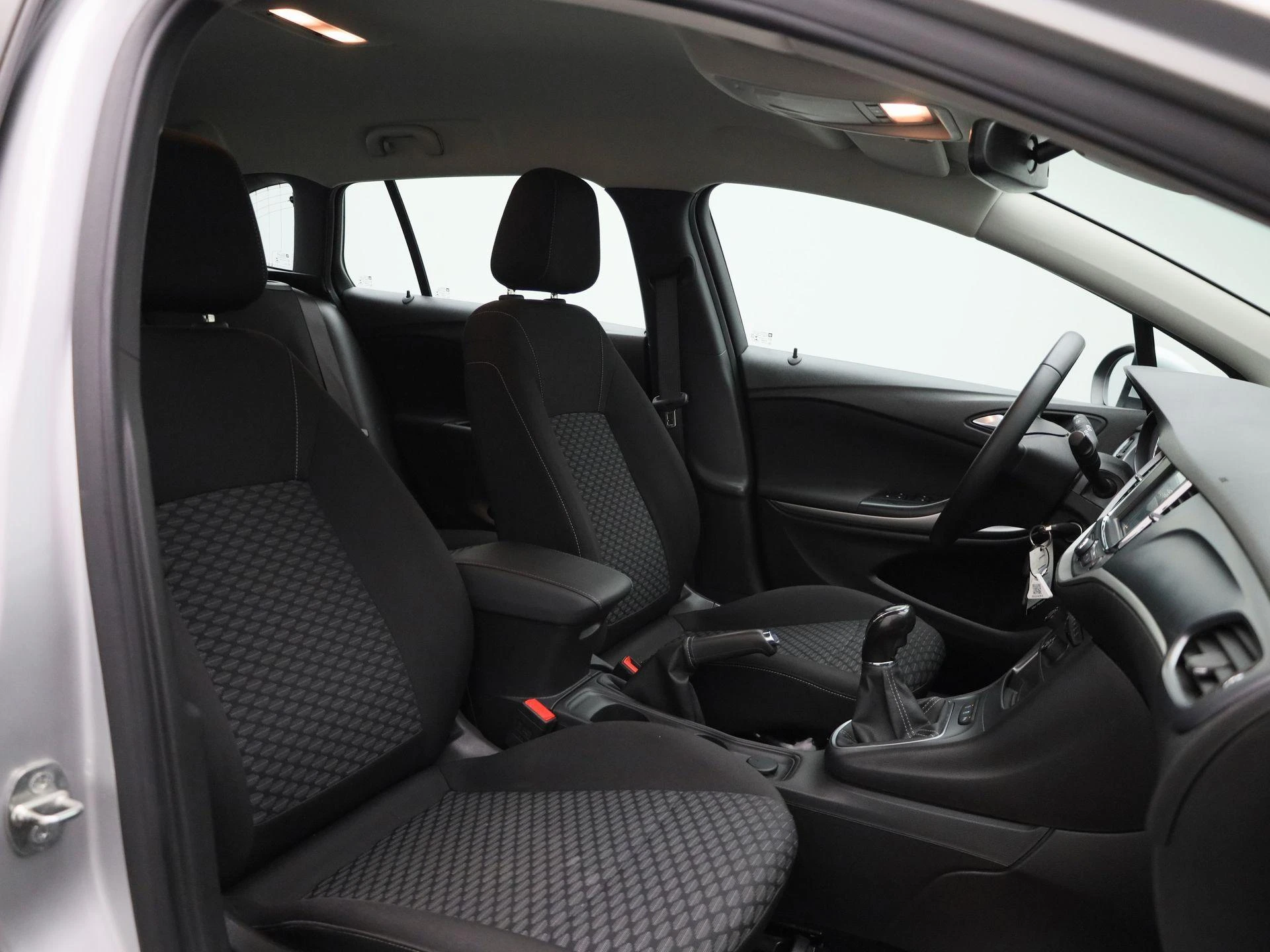 Opel-Astra-image-27