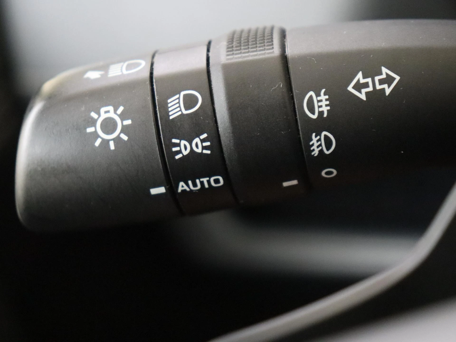 Toyota-RAV4-image-23