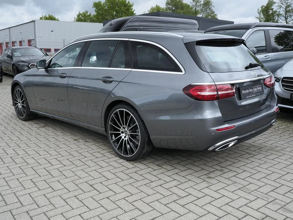 Mercedes-Benz-E-Klasse 450-image-5